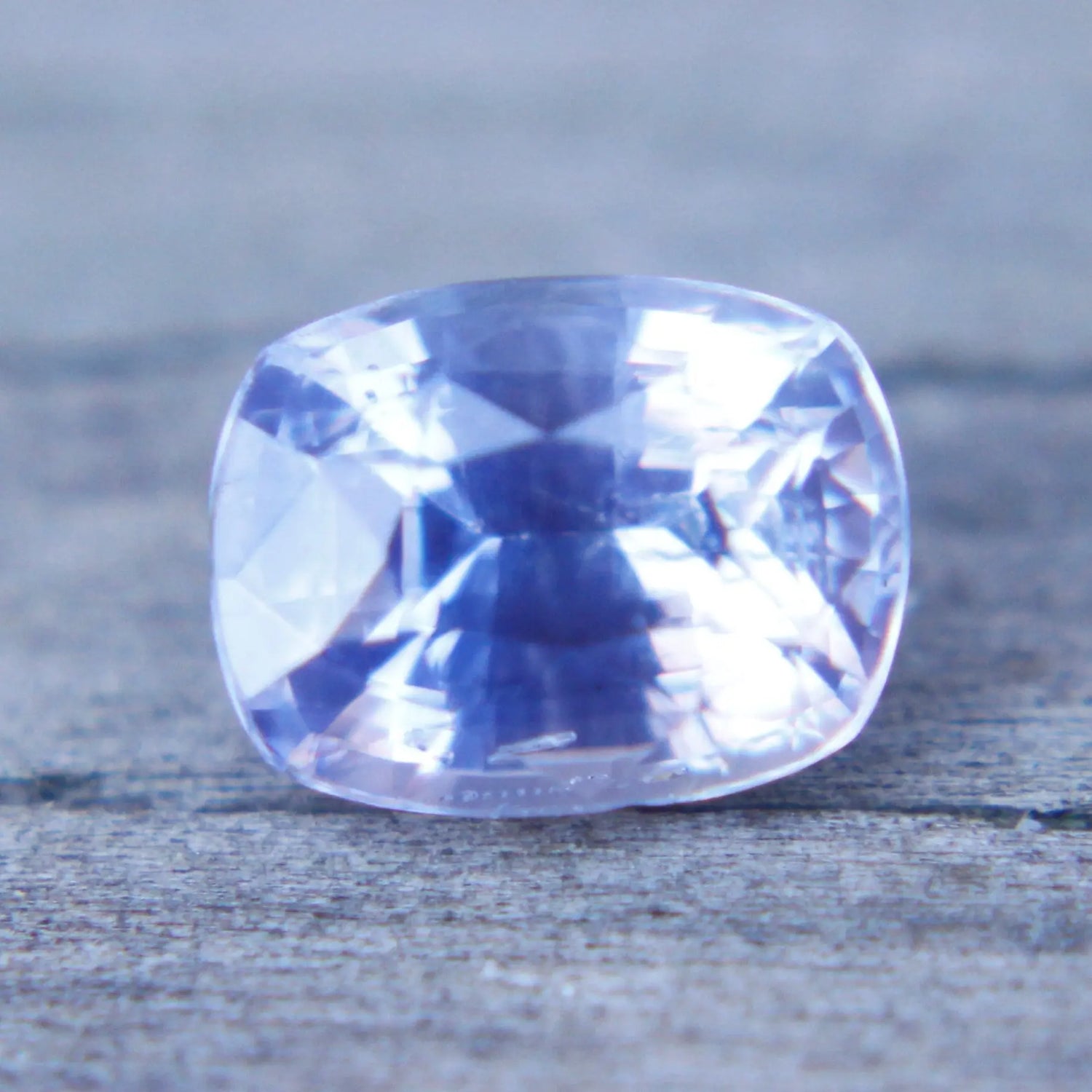Natural Lilac Sapphire gems-756e