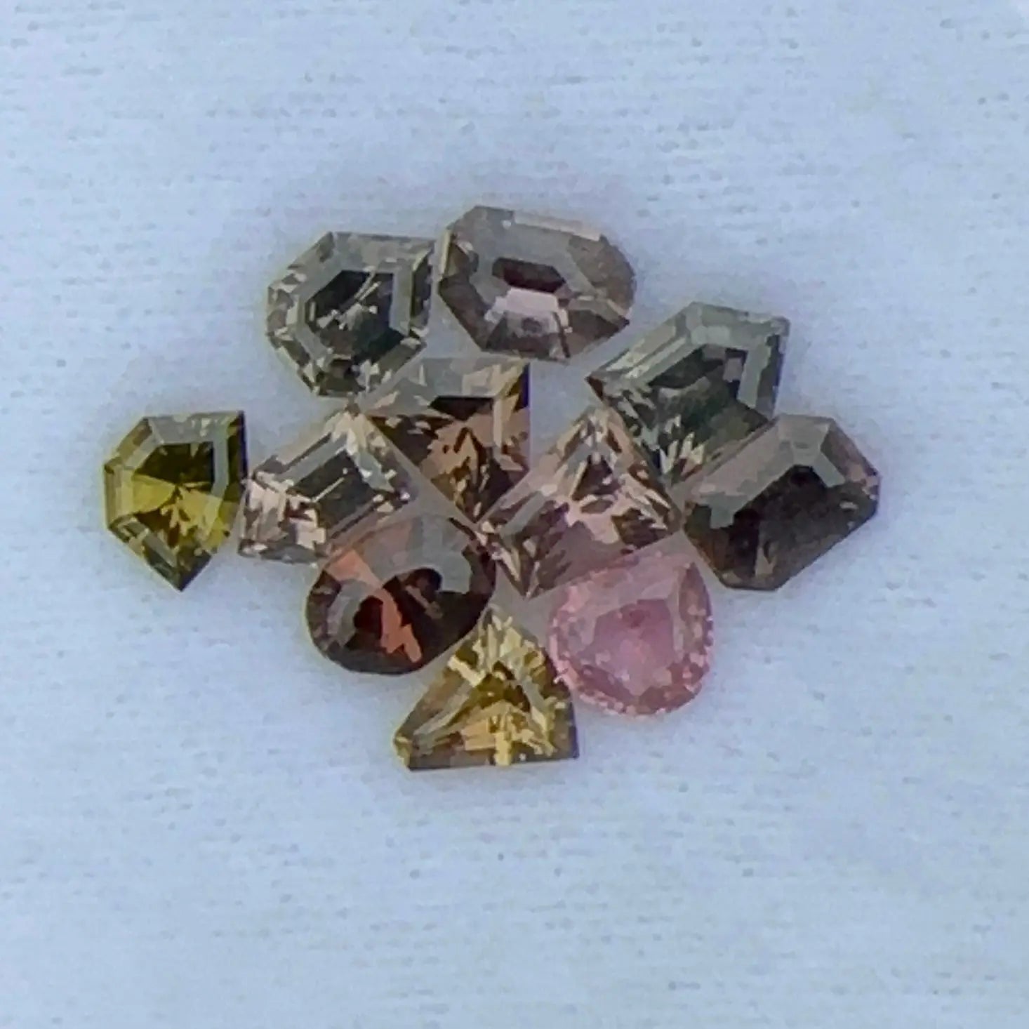 Natural Mixed Coloured Sapphire Parcel gems-756e