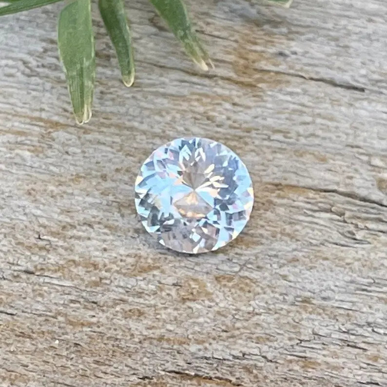 Natural Pale Peach Sapphire gems-756e
