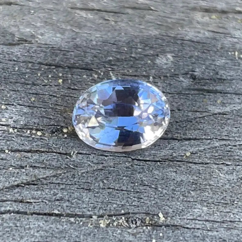 Natural Pale Purple Sapphire gems-756e
