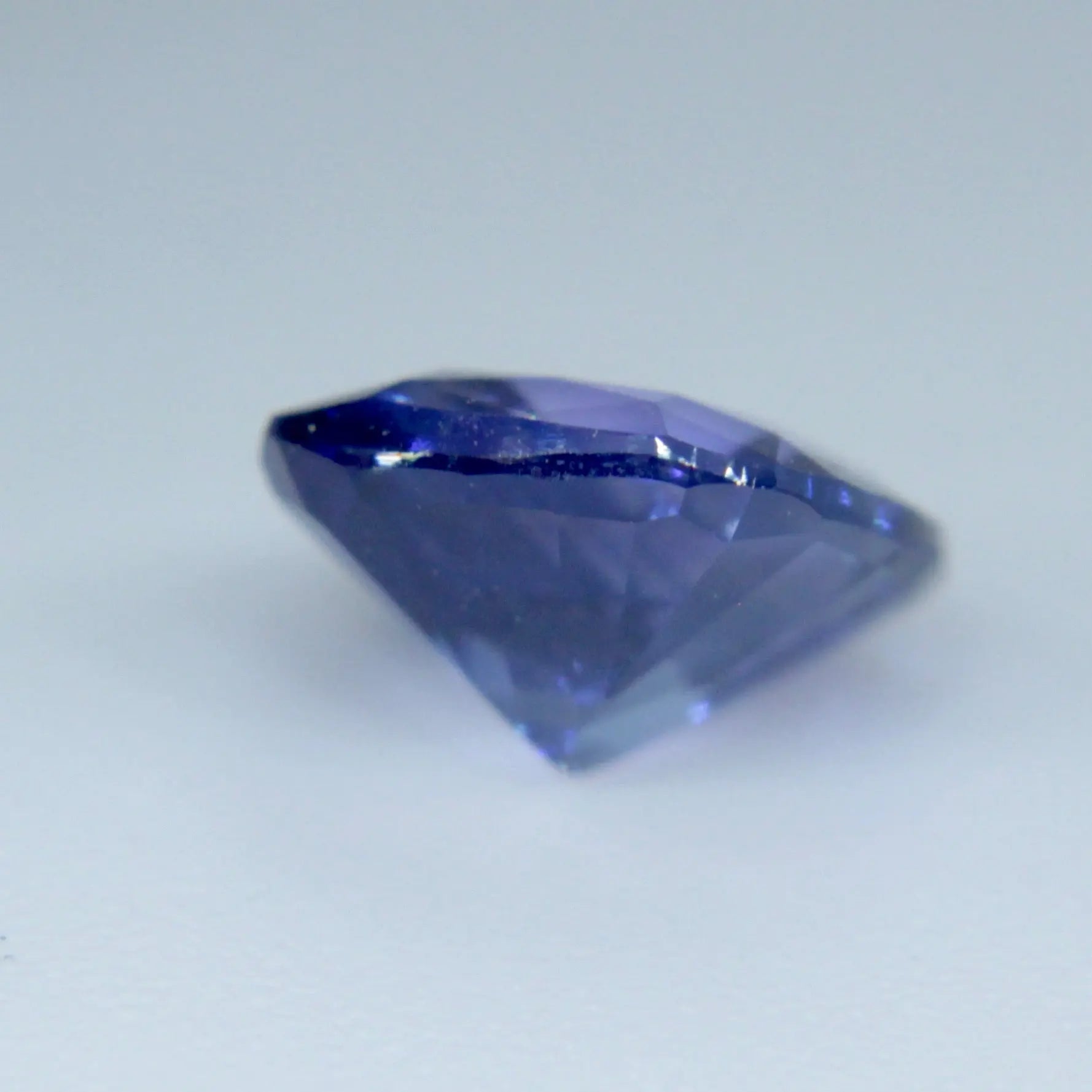 Natural Purple Blue Colour Change Sapphire gems-756e