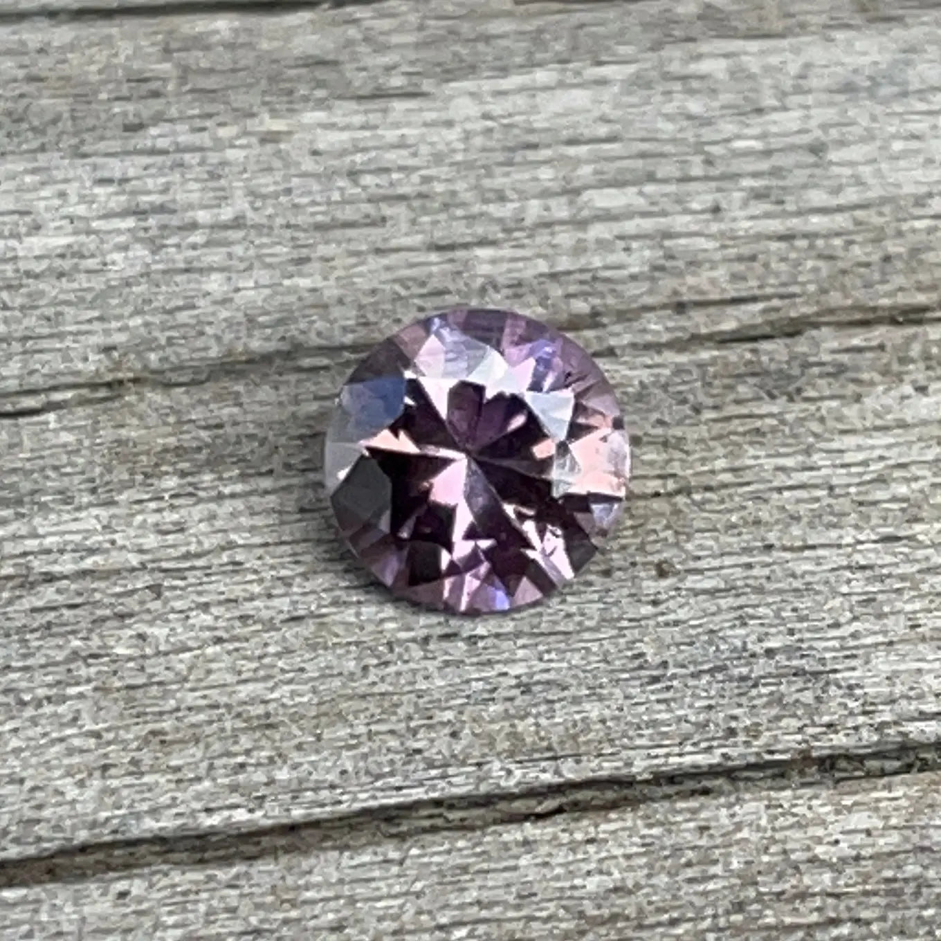 Natural Purplish Brown Sapphire gems-756e