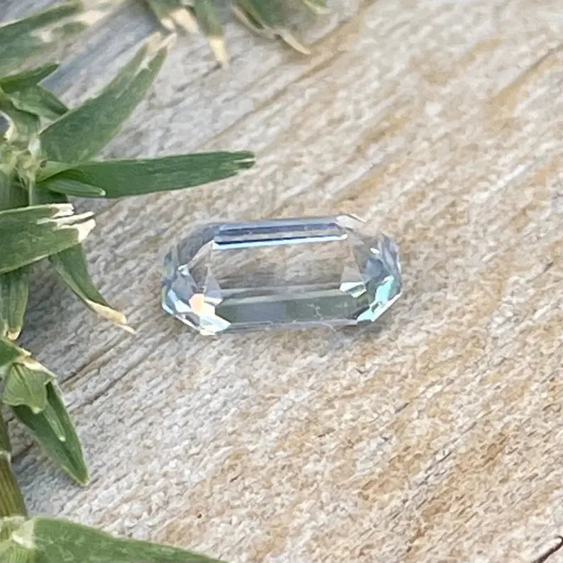 Natural Sapphire With Very Pale Blue Tint gems-756e