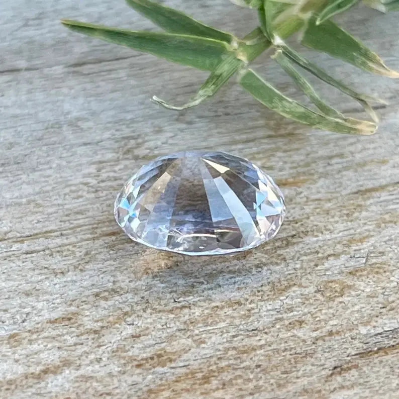 Natural Sapphire with slight lilac hue gems-756e