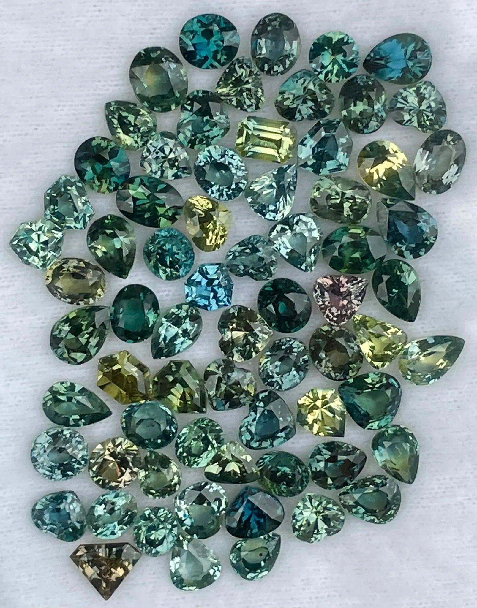 Natural Sapphires Parcel gems-756e