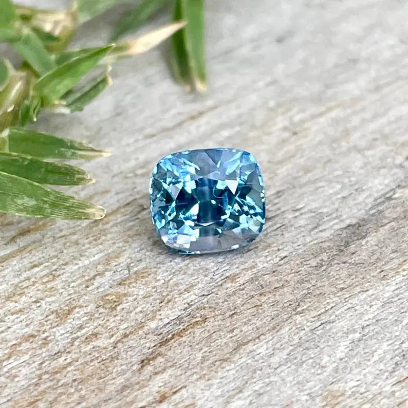 Natural Teal Blue Sapphire Sapphire gems-756e