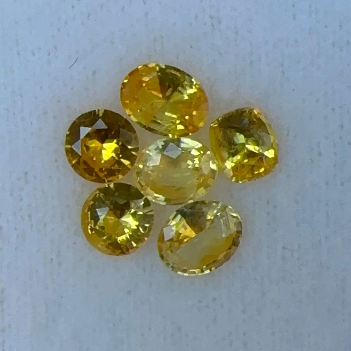Natural Yellow Sapphire Parcel gems-756e