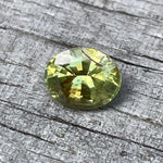 Natural Yellowish Green Sapphire gems-756e