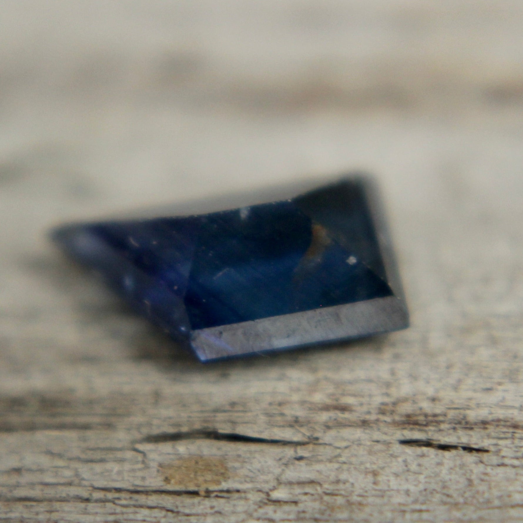 Ceylon blue sapphire freeform cut faceted gemstone from Sri Lanka