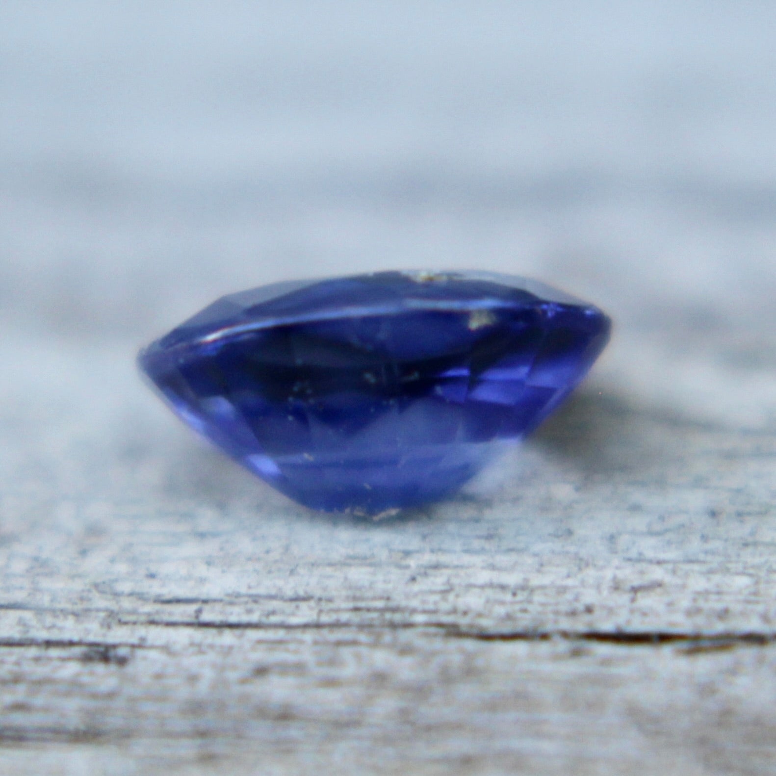 Ceylon blue sapphire oval cut 0.40 ct faceted gemstone