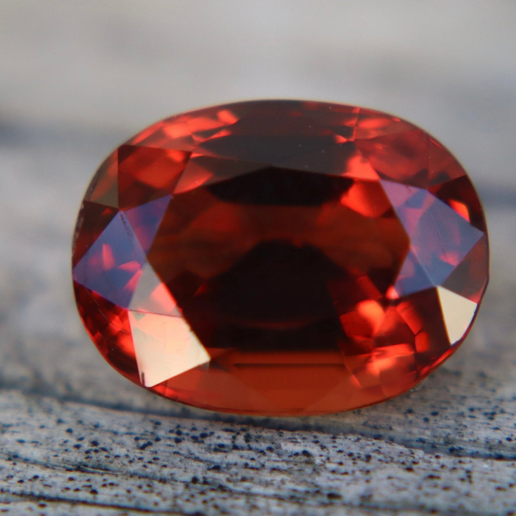 Extremely Rare Scarlet-Red Spinel 4.04 Carat Oval Cut Ceylon - Sapphirepal