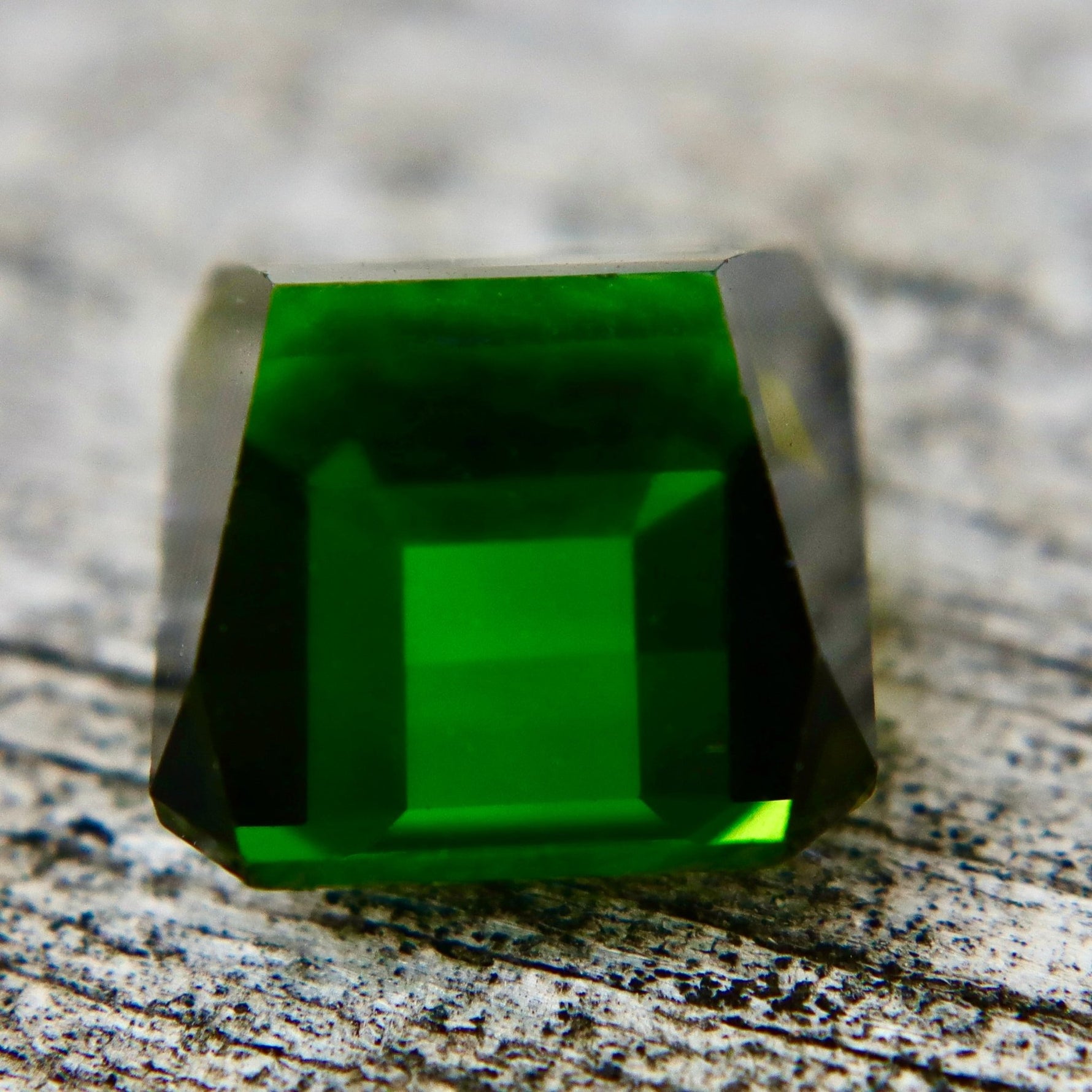 Flawless Natural Green Tourmaline 5.63 Carat Emerald Cut Loose Gemstone for Bespoke Fine Jewelry - Sapphirepal