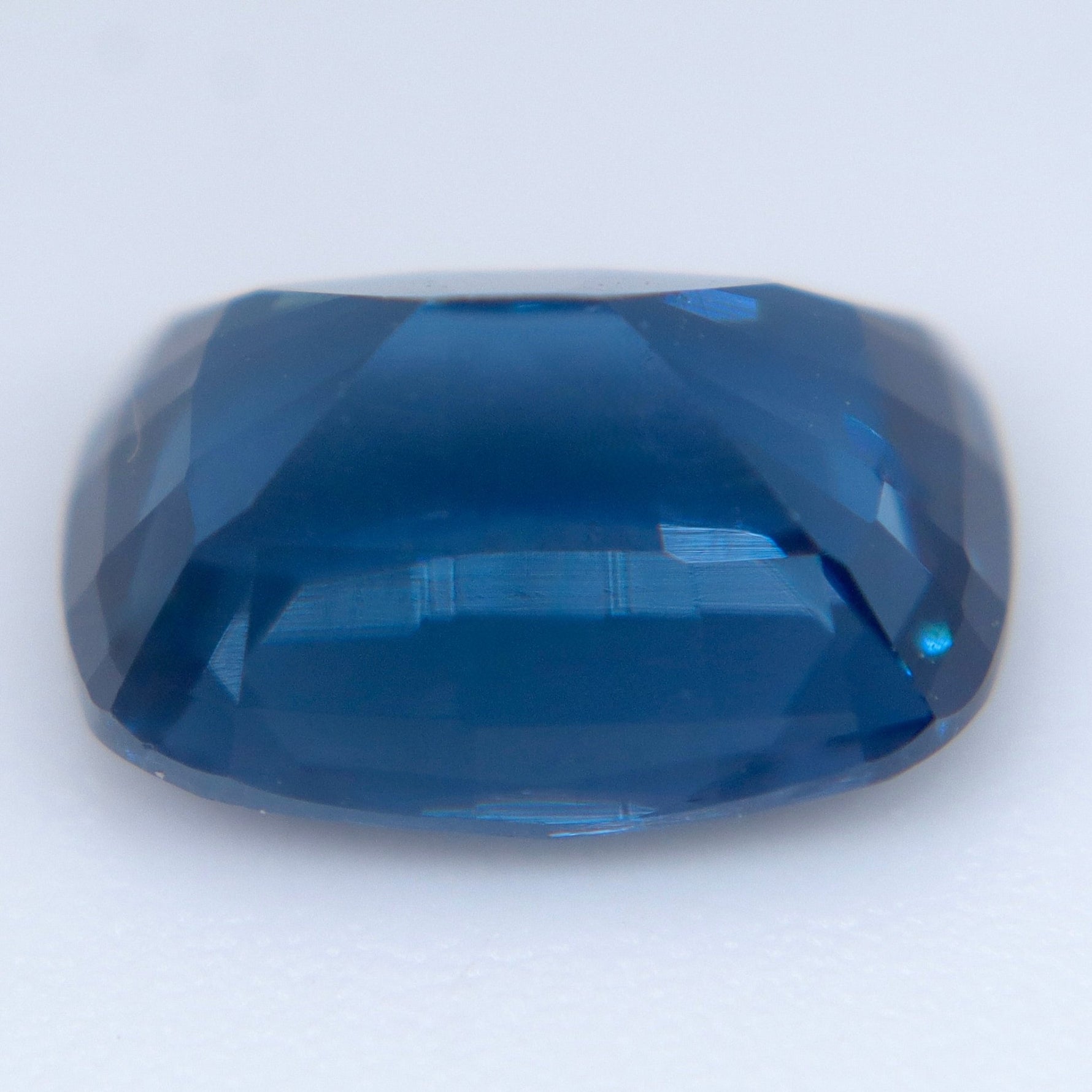 Loose Blue Spinel | Cushion Cut | 1.97 Carat - Sapphirepal