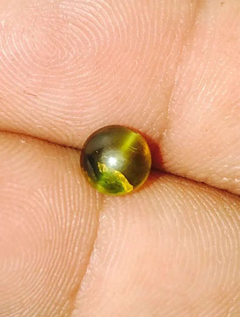 Loose Chrysoberyl Cat's Eye Gemstone - Sapphirepal