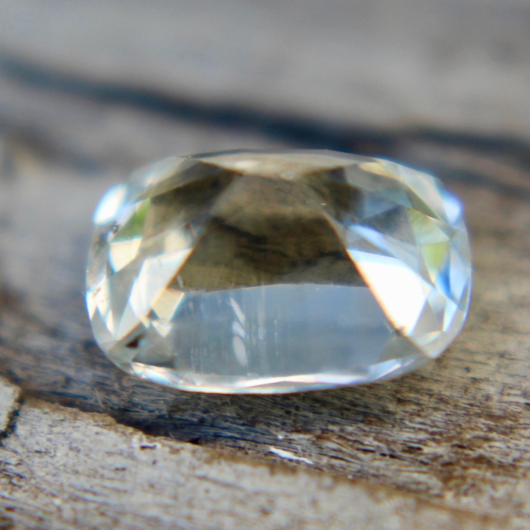 Loose Pale Yellow Sapphire - Sapphirepal