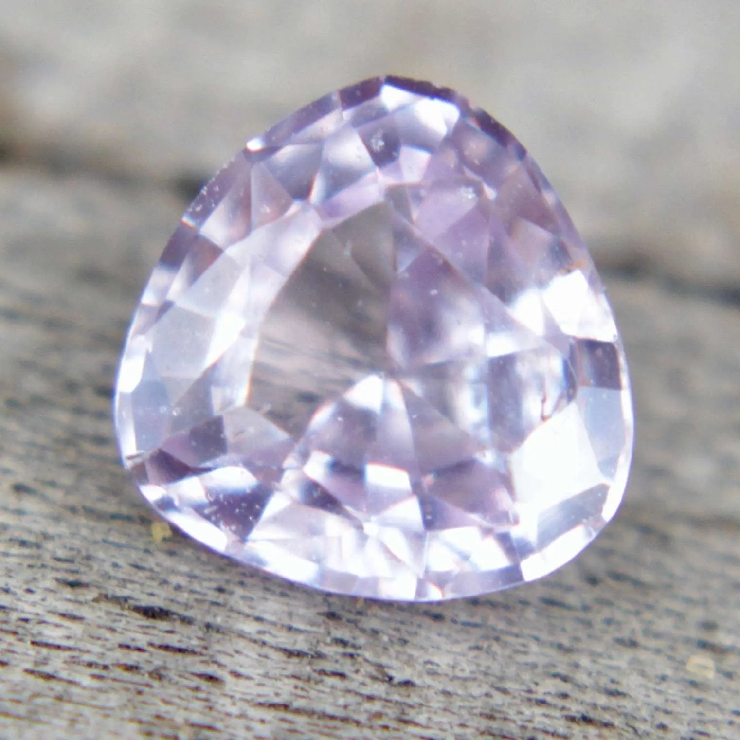 Loose Pink Sapphire - Sapphirepal