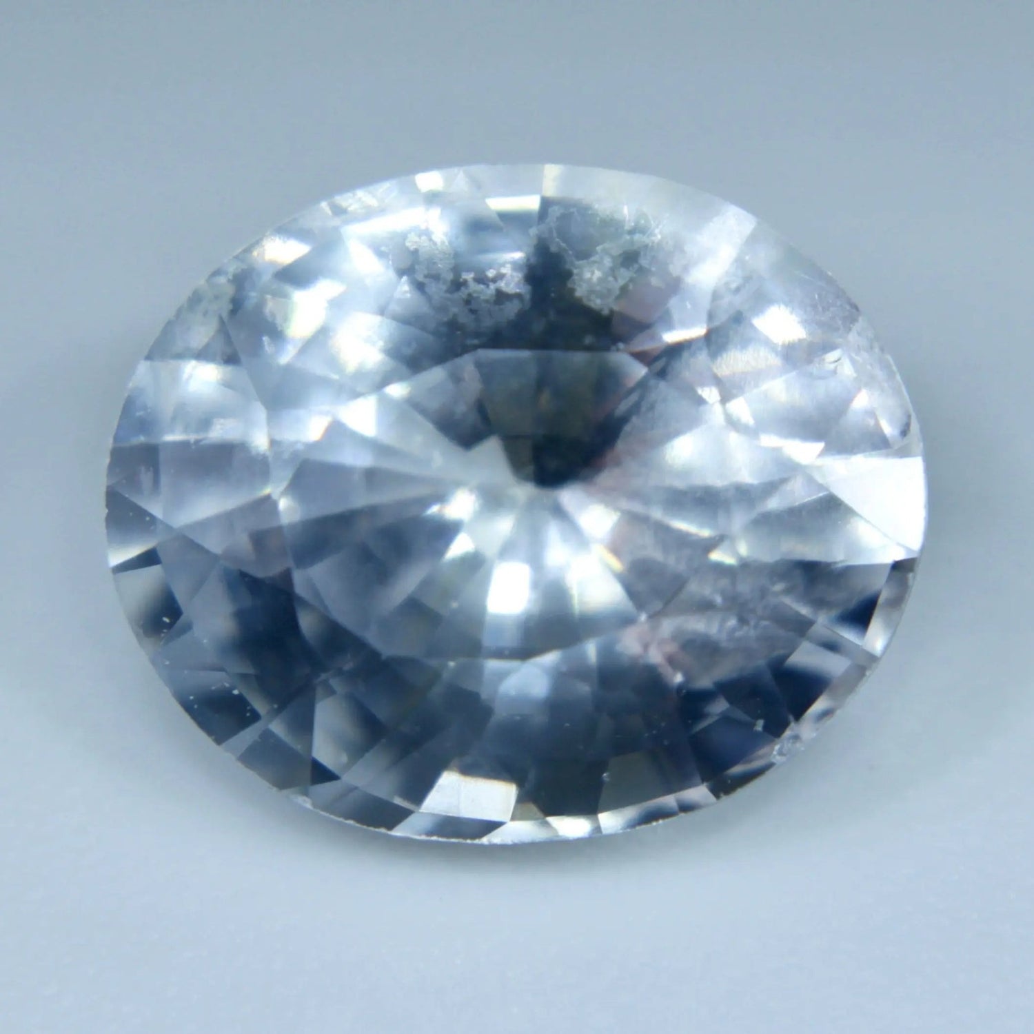 Loose White Sapphire - Sapphirepal