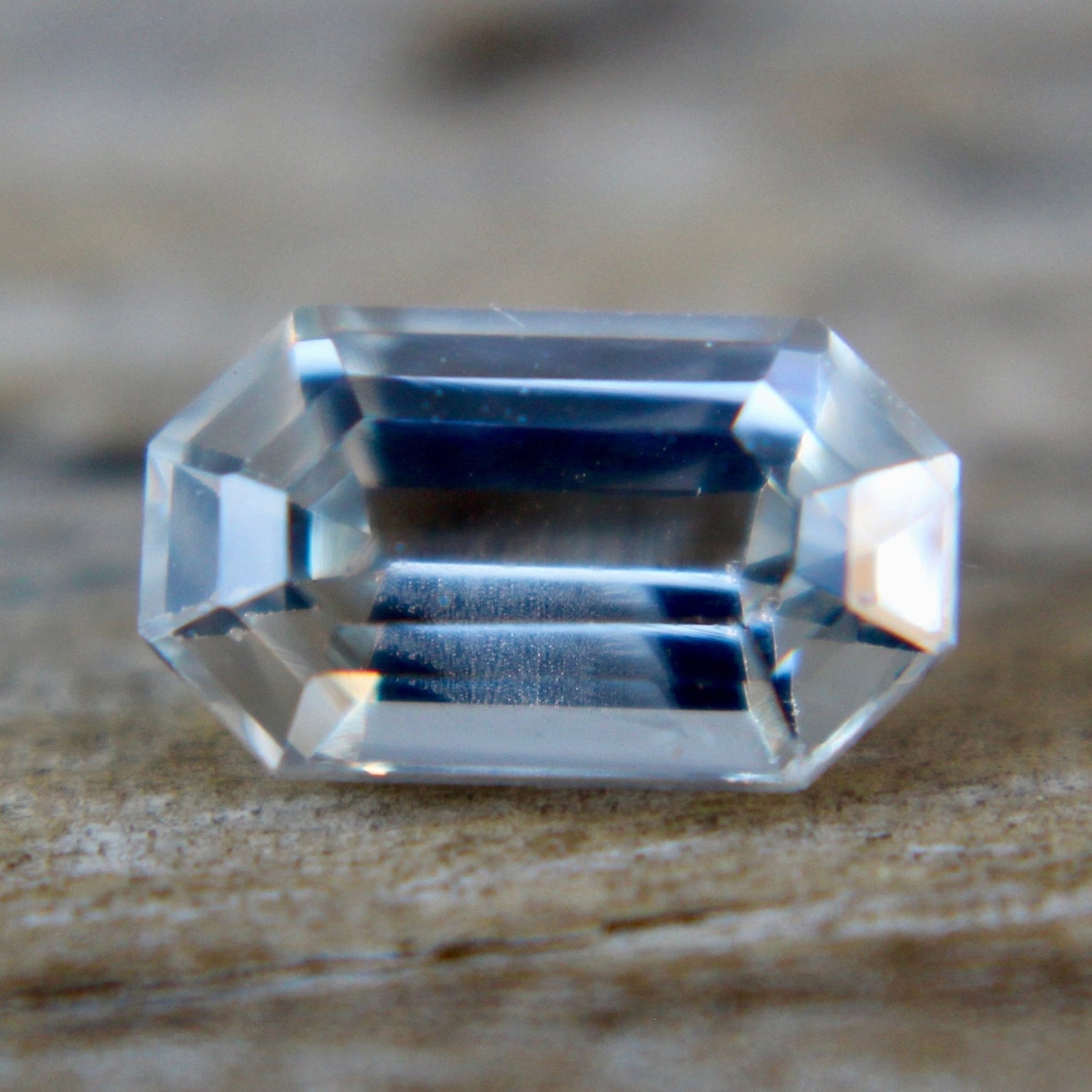 Loose White Sapphire - Sapphirepal