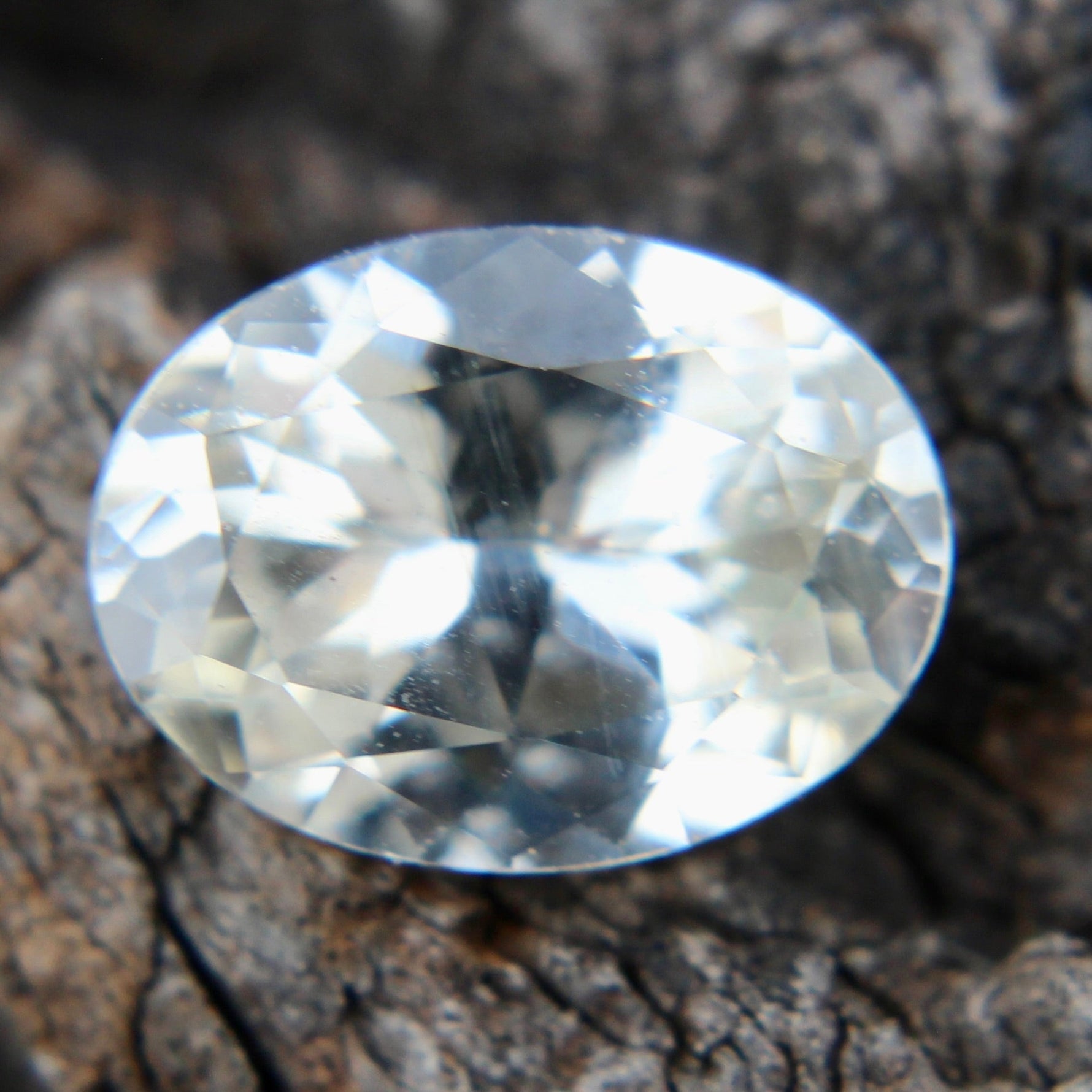 Loose White Sapphire - Sapphirepal