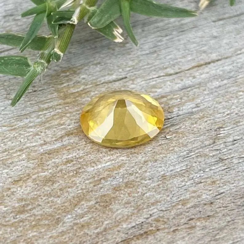 Loose Yellow Sapphire - Sapphirepal