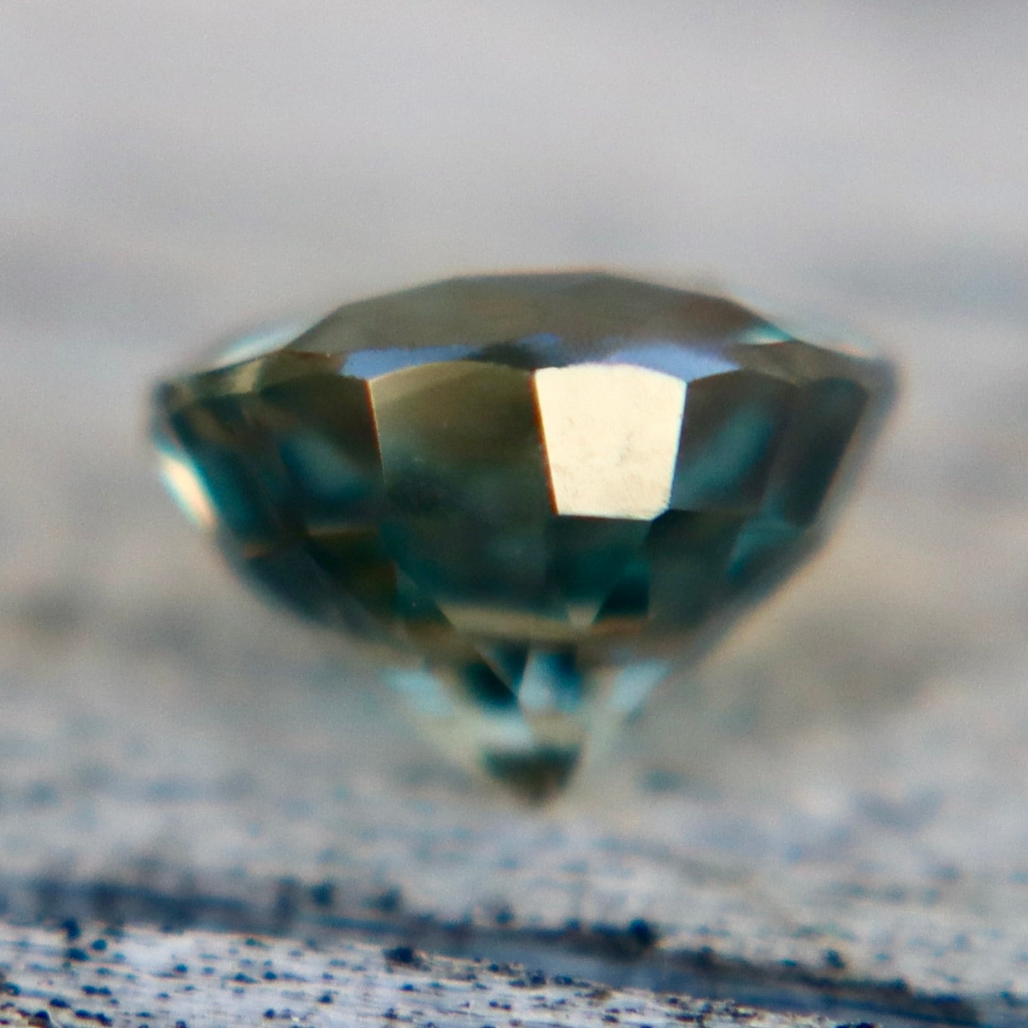 Madagascar natural green sapphire round cut loose gemstone