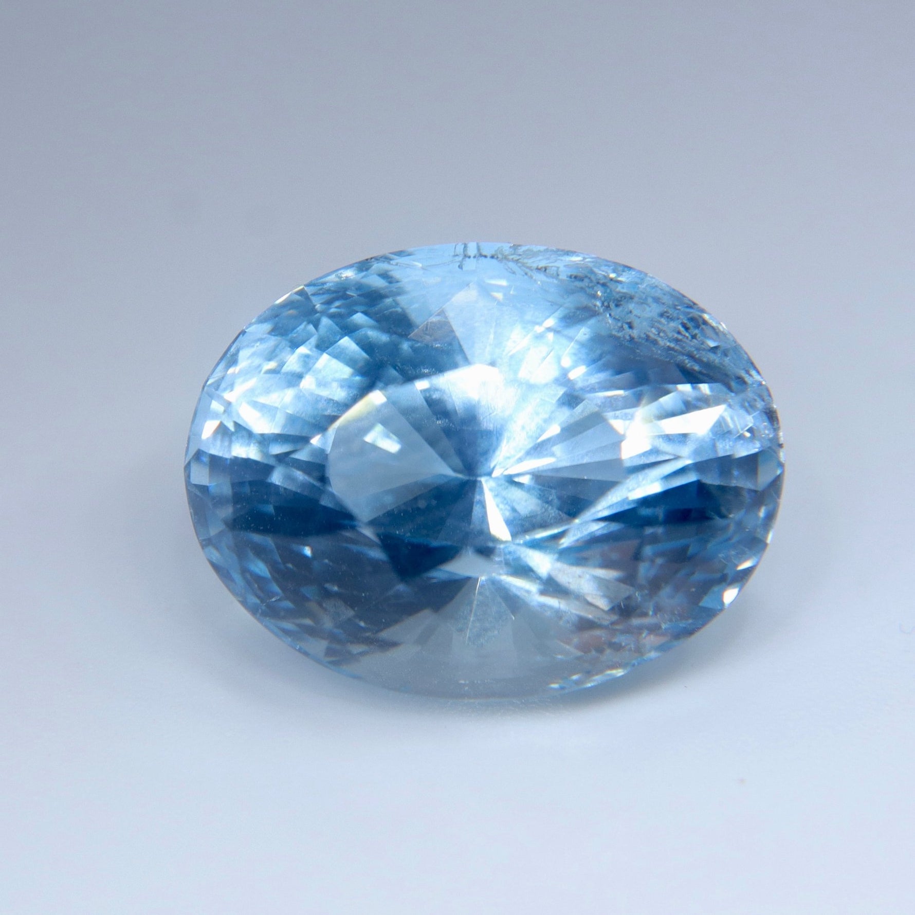 Natural Aquamarine 14.03 Carat Oval Cut | Ceylon Eye - Clean | Loose Gemstone - Sapphirepal