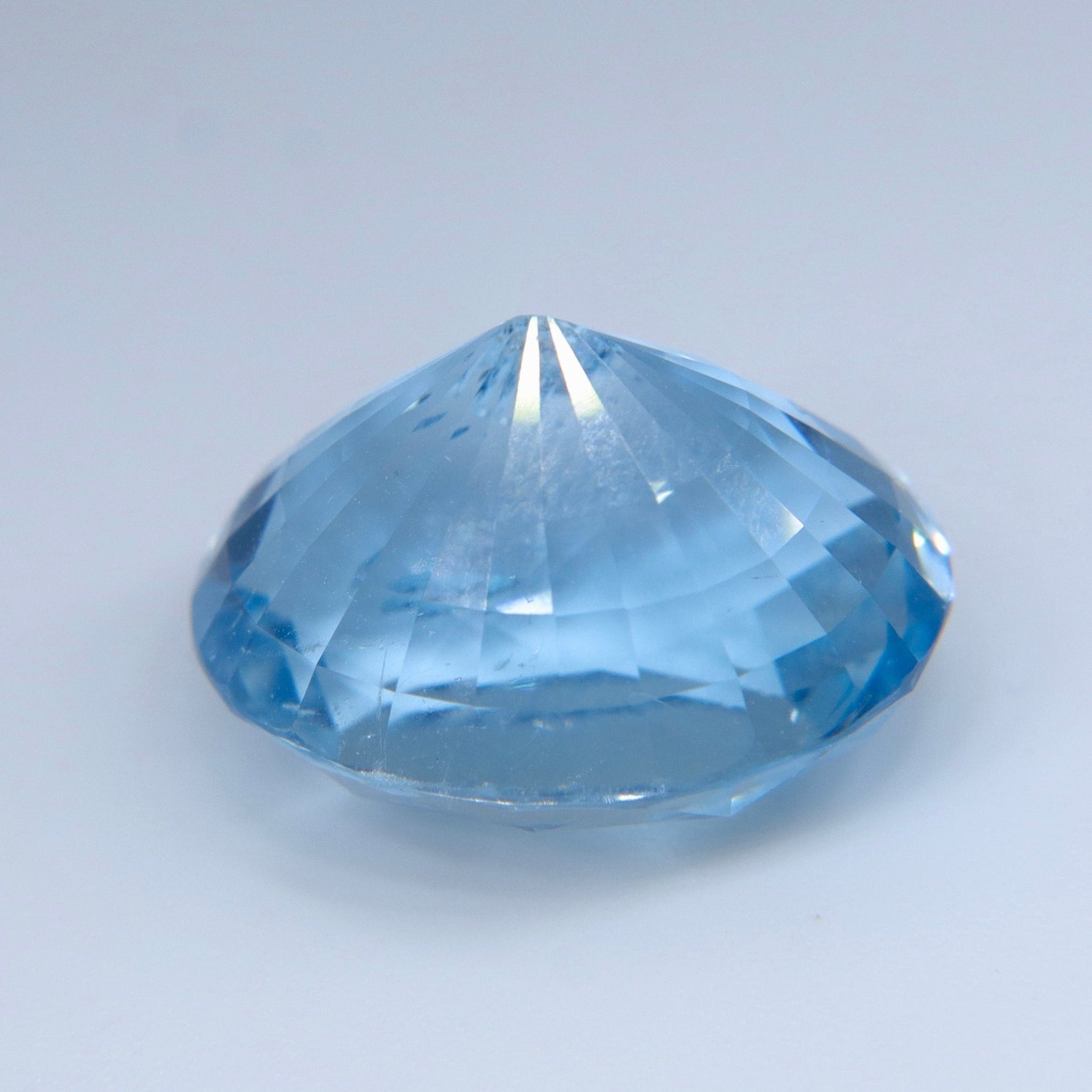 Natural Aquamarine 14.03 Carat Oval Cut | Ceylon Eye - Clean | Loose Gemstone - Sapphirepal
