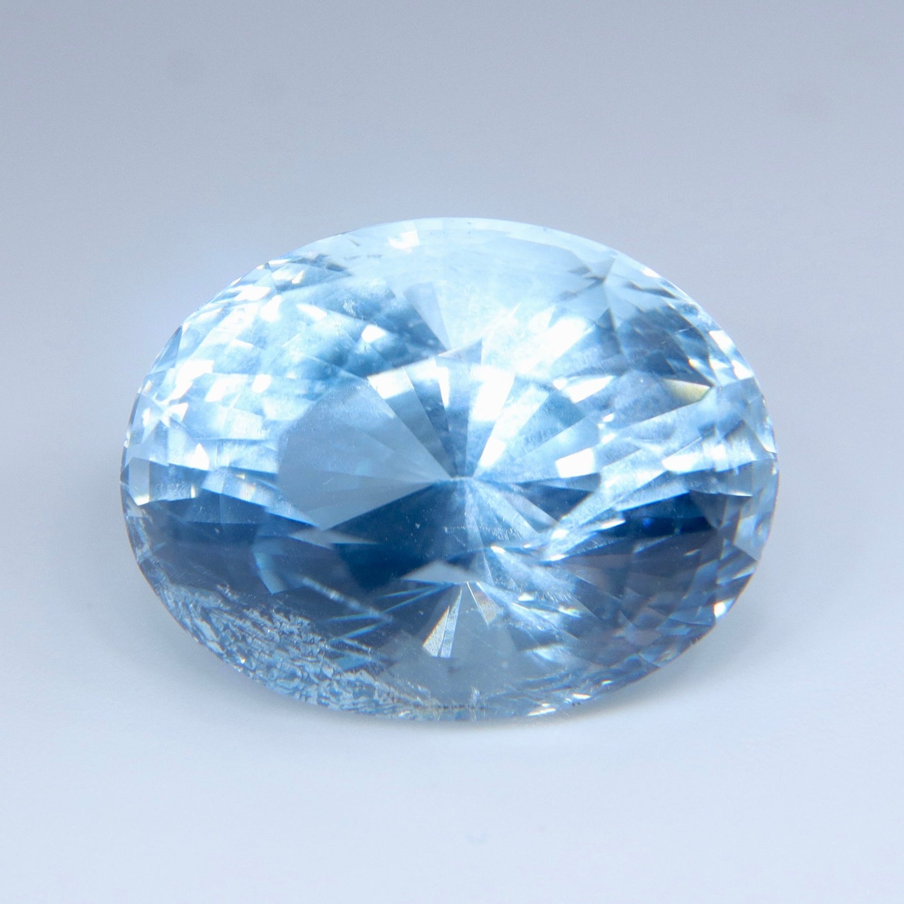 Natural Aquamarine 14.03 Carat Oval Cut | Ceylon Eye - Clean | Loose Gemstone - Sapphirepal