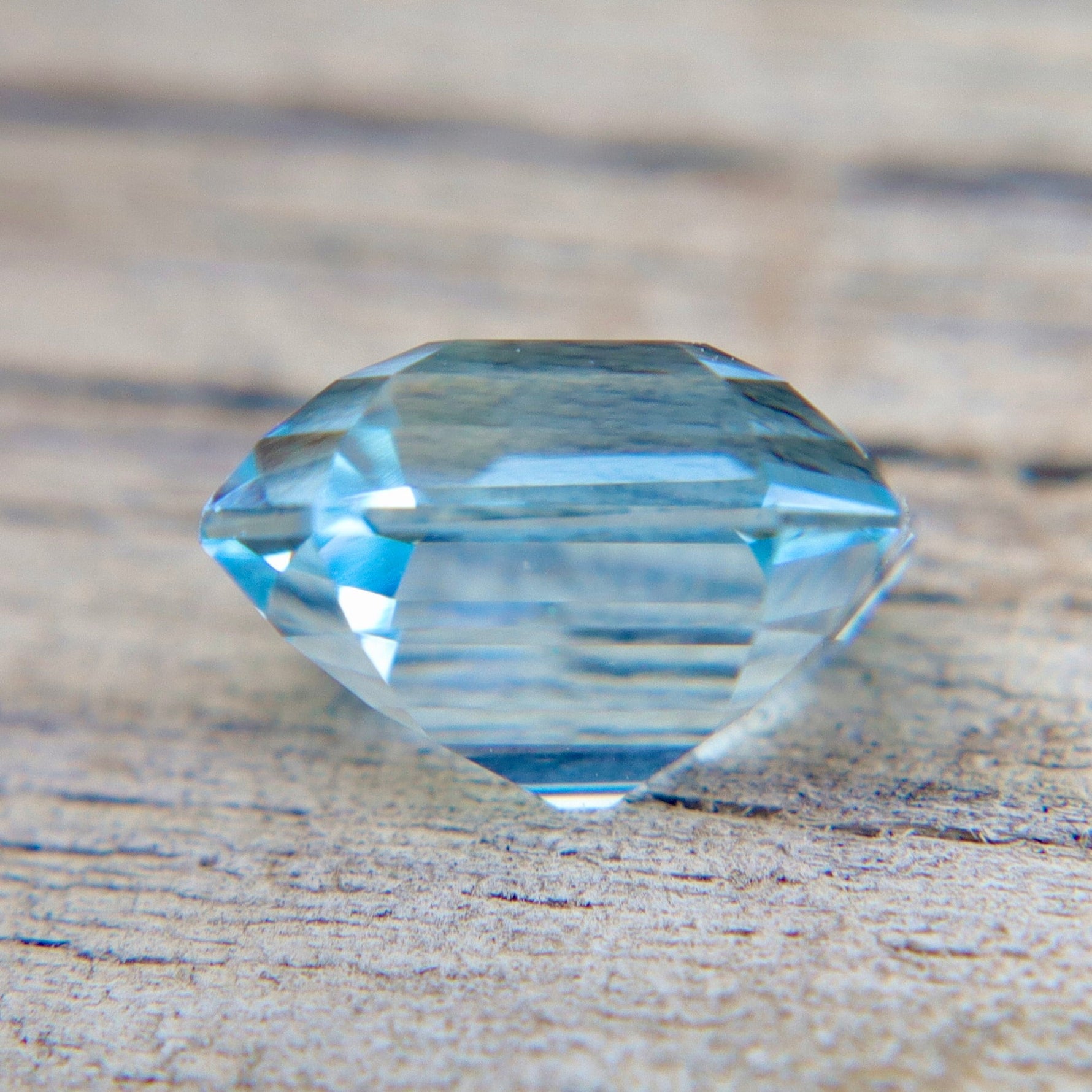 Natural Aquamarine 3.00 Carat Asscher Cut (VS Clarity) | Earth - Sourced Loose Gemstone - Sapphirepal