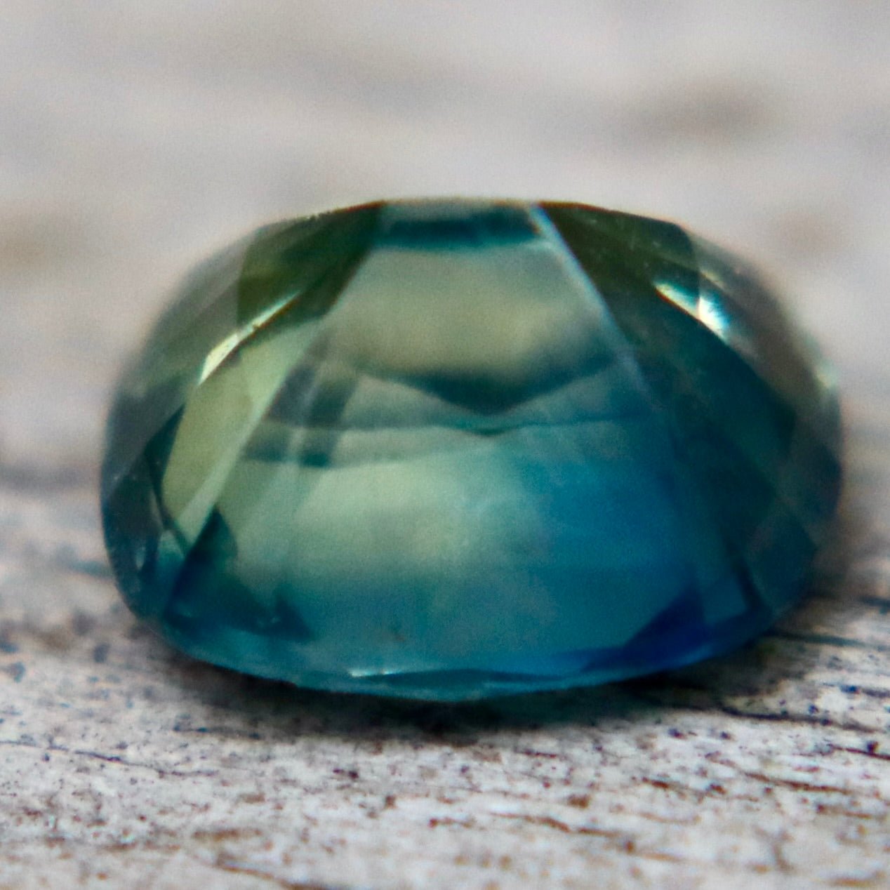 Natural Australian Green Sapphire 0.90ct Cushion Cut – VS Clarity | Ethically Earth - Sourced - Sapphirepal