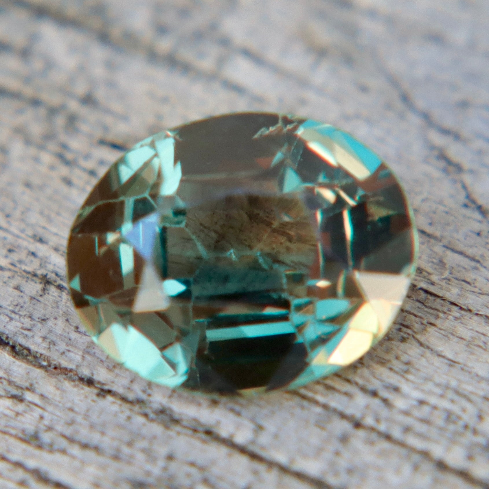 Natural Australian Green Sapphire 1.03 Carat Oval Cut Loose Gemstone - Sapphirepal