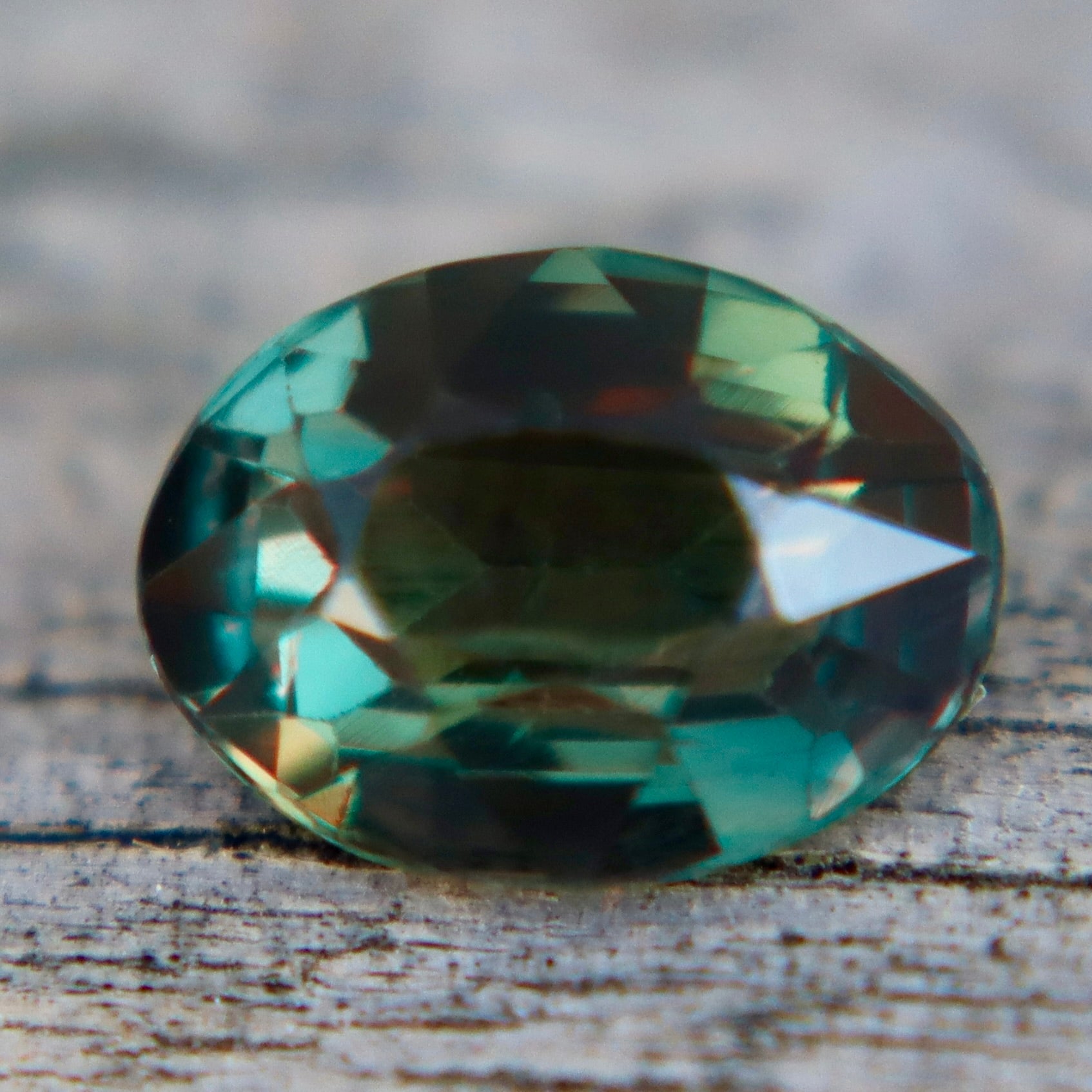 Natural Australian Green Sapphire 1.13 Carat Oval Cut Loose Gemstone - Sapphirepal