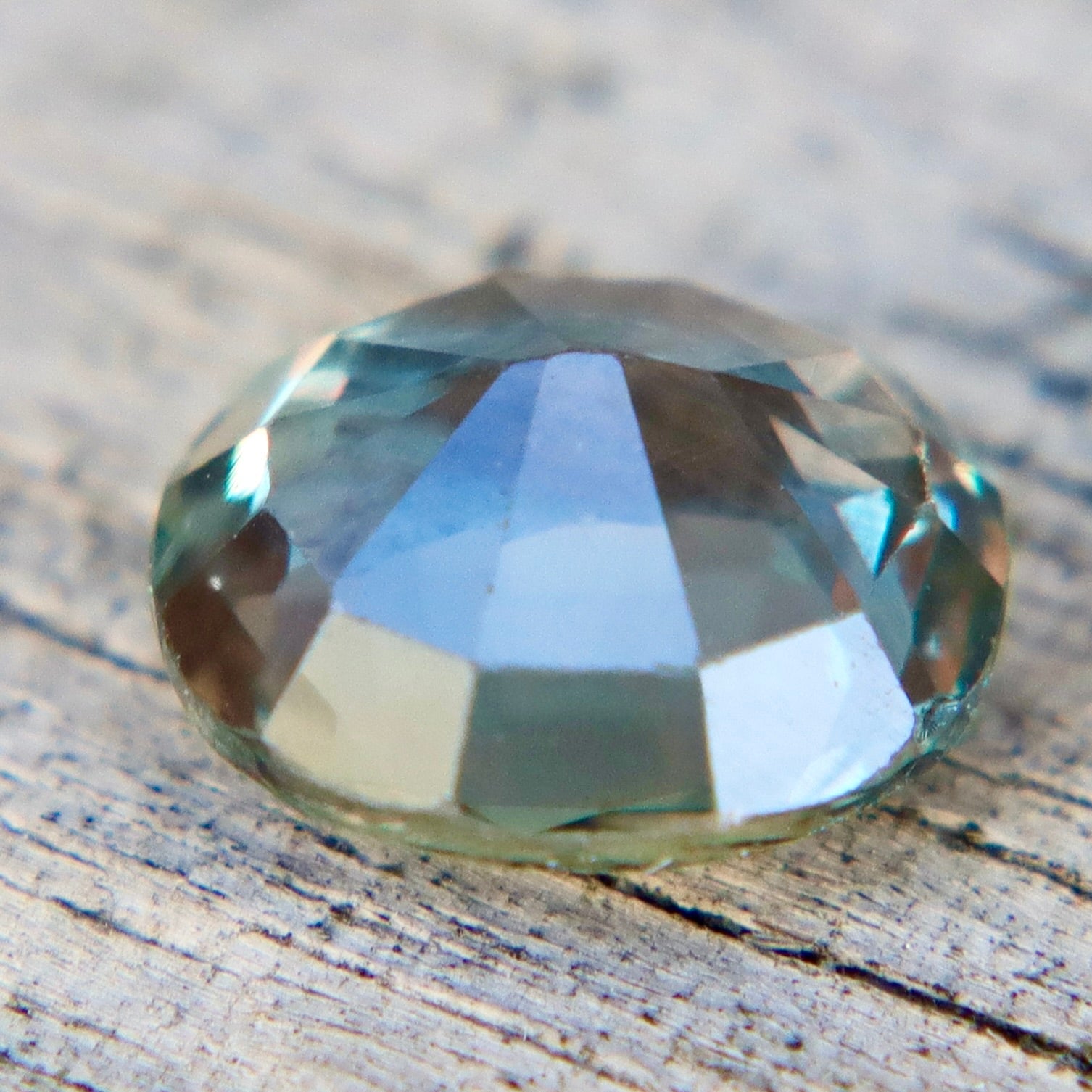 Natural Australian Green Sapphire 1.28 Carat Oval Cut Loose Gemstone - Sapphirepal