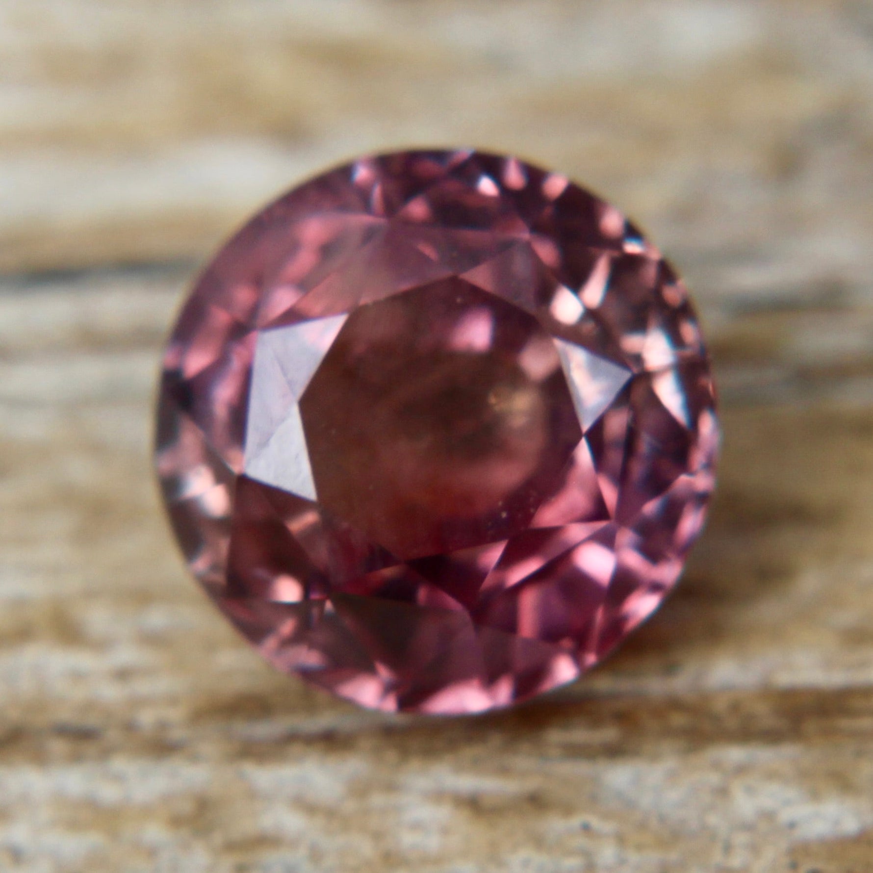 Natural Bi Coloured Sapphire - Sapphirepal