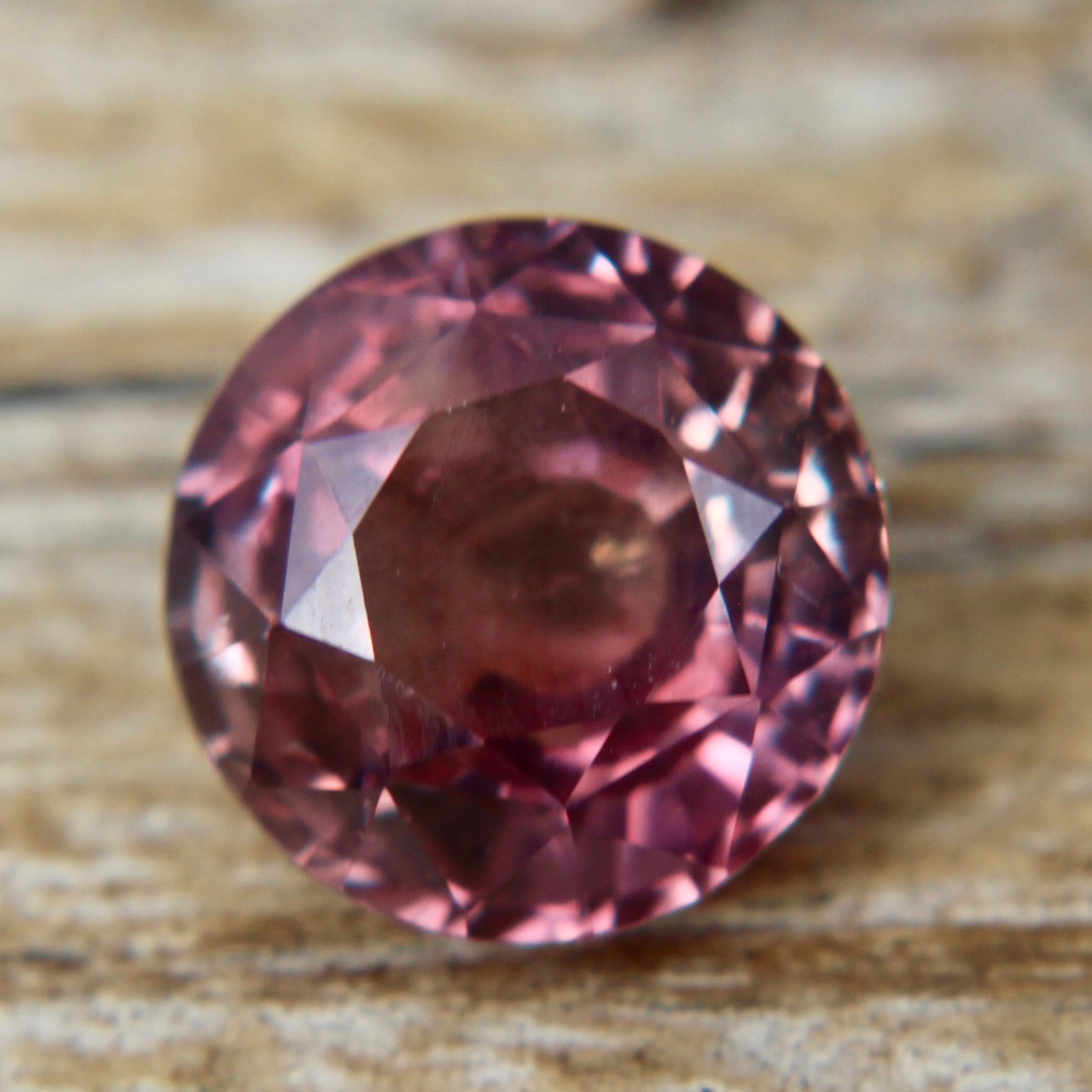 Natural Bi Coloured Sapphire - Sapphirepal