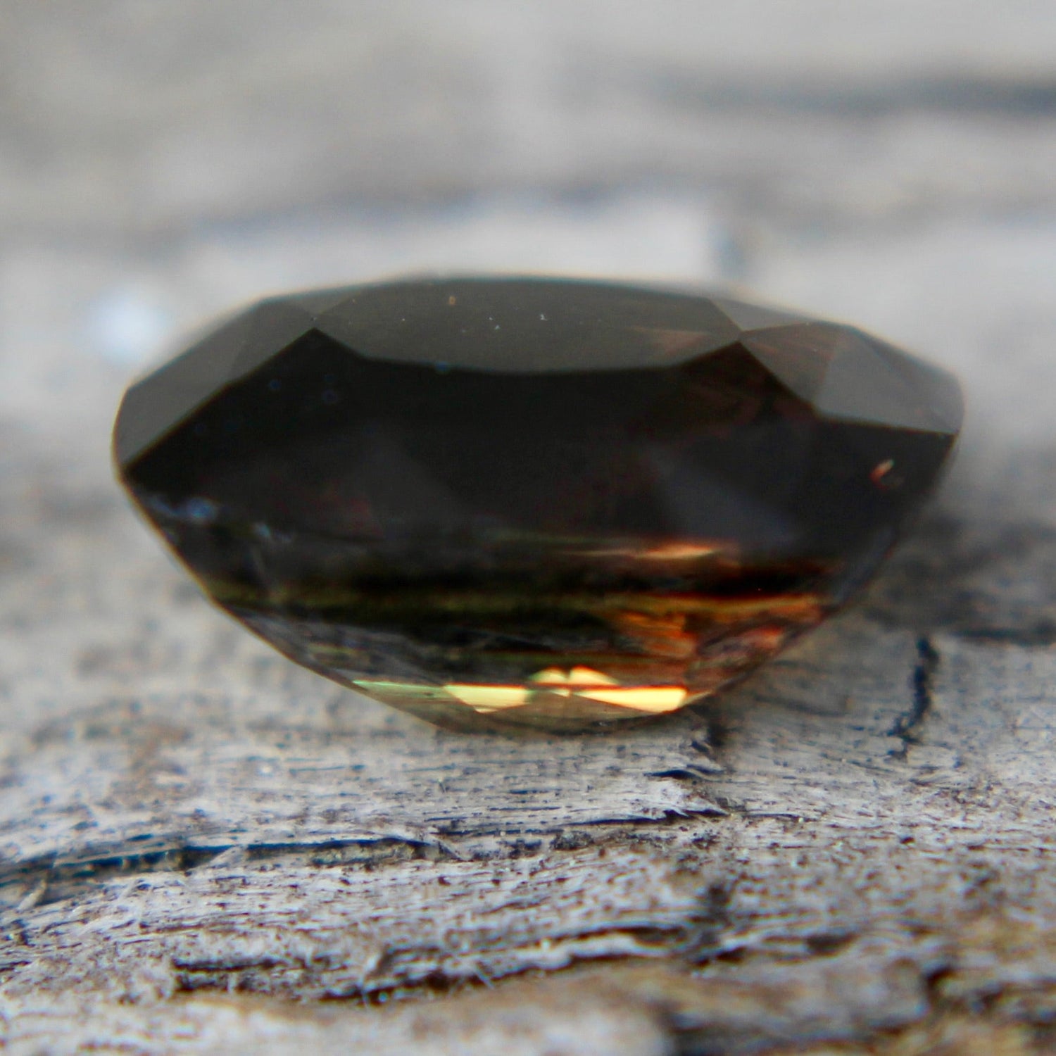 Natural Bi Coloured Sapphire - Sapphirepal