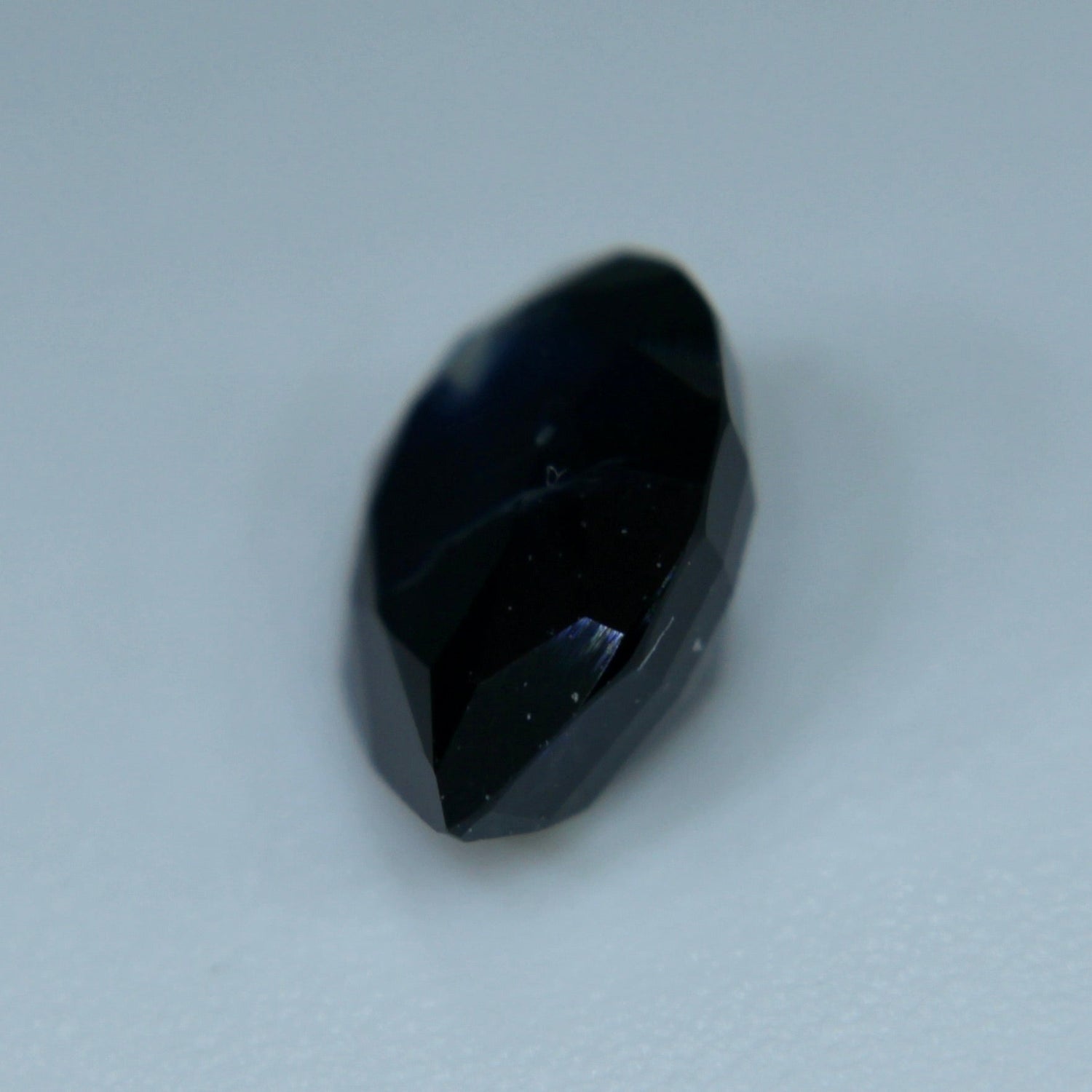 Natural Black Sapphire – 0.86 Carat | Pear Cut | VS Clarity | Loose Gemstone - Sapphirepal