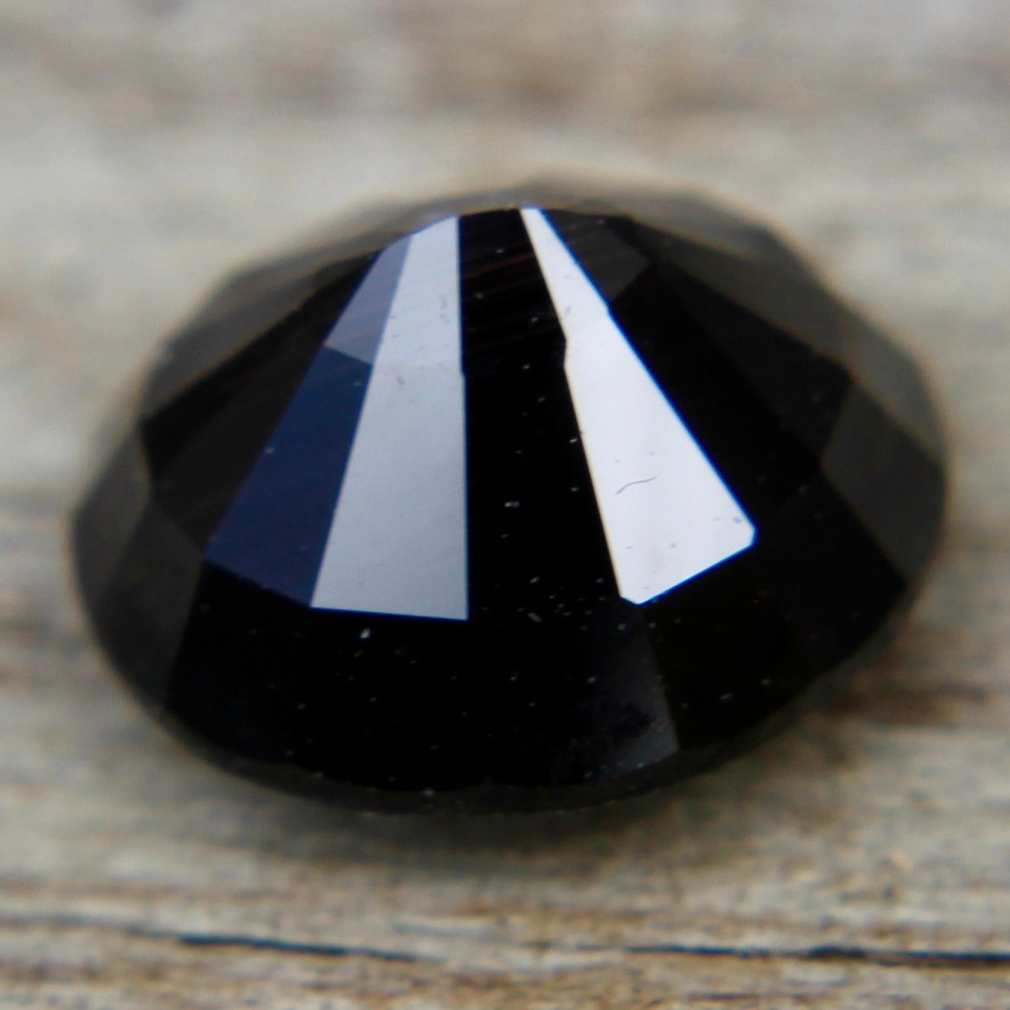 Natural Black Spinel – 2.44 Carat Oval Cut | Untreated | Gemstone - Sapphirepal