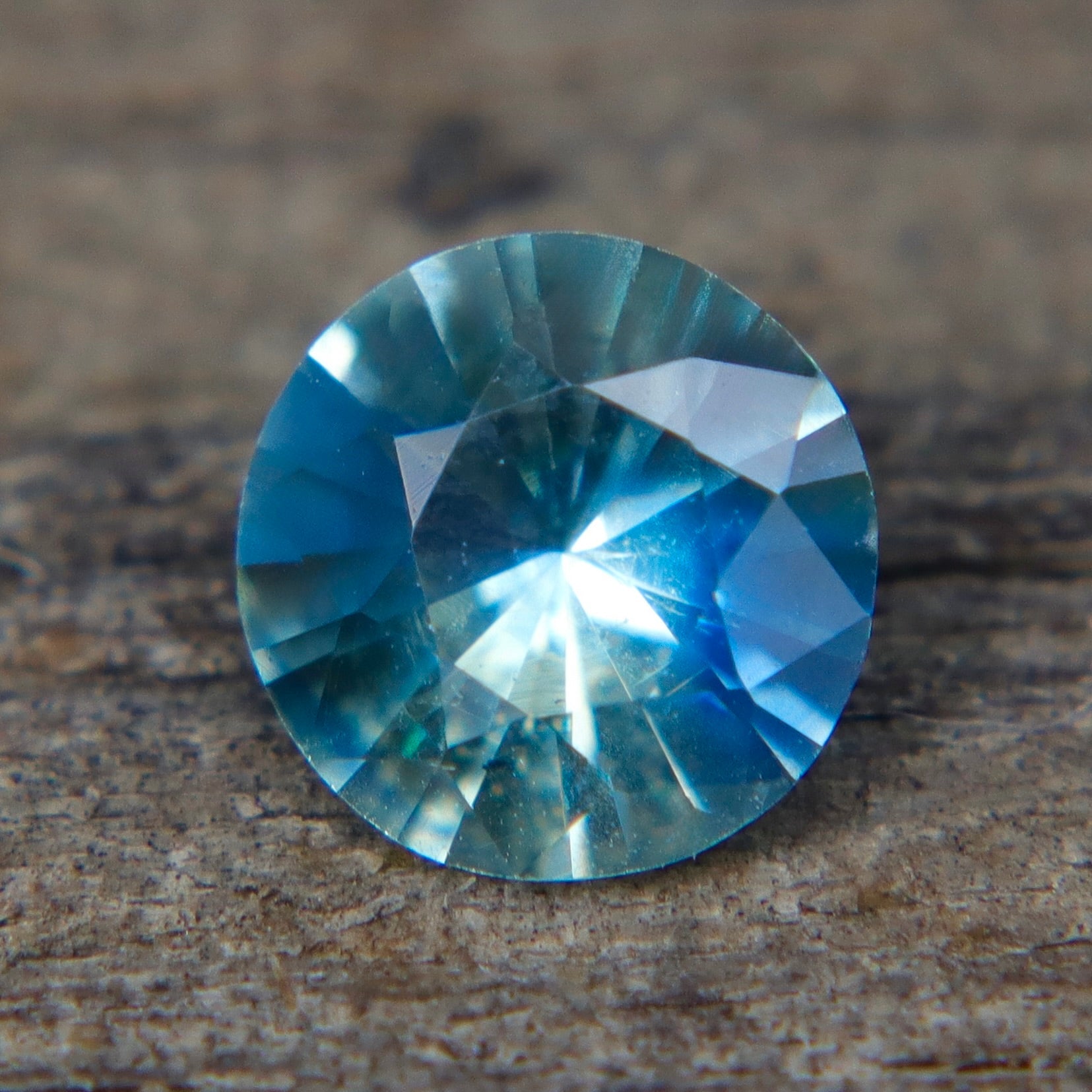Natural Blue Green Parti Sapphire 0.87ct Round Cut | Unheated Bicolor Loose Sapphire | Sapphire Pal Australia - Sapphirepal