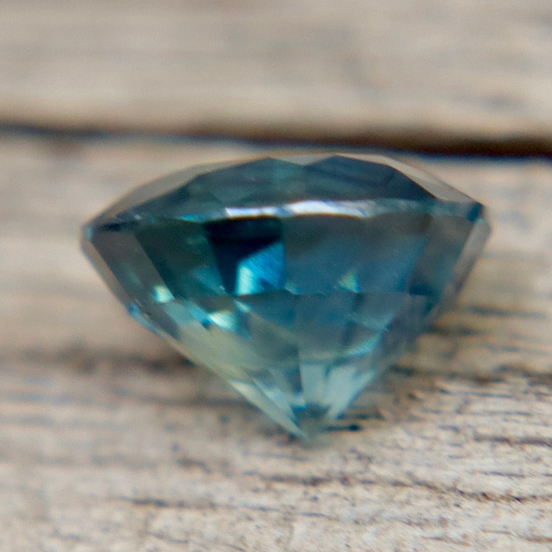 Natural Blue Green Sapphire 0.76ct Round Cut | Unheated Untreated Loose Gemstone - Sapphirepal