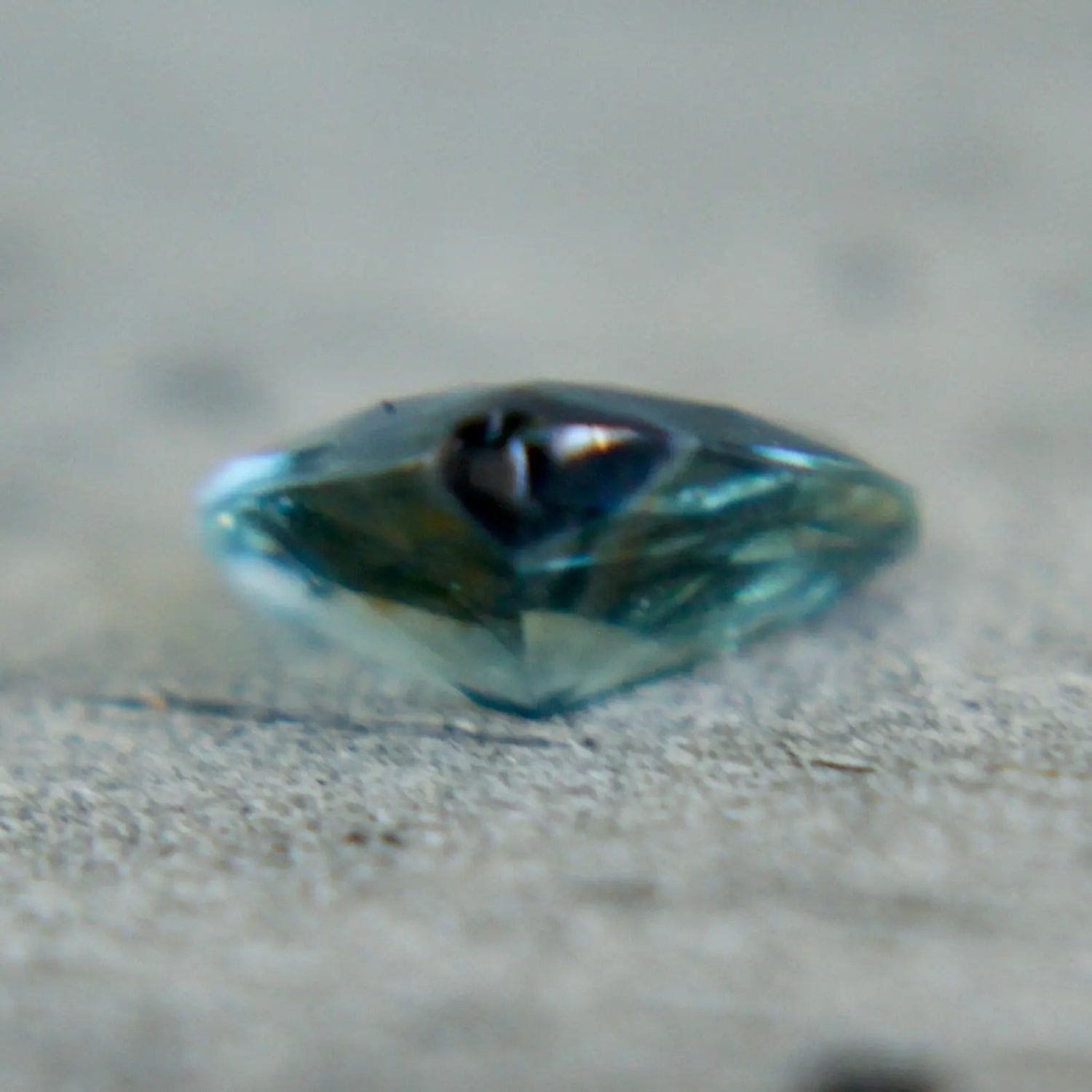 Natural Blue Green Sapphire – 0.80 Carat Trillion Cut | Unheated Madagascar Gemstone - Sapphirepal