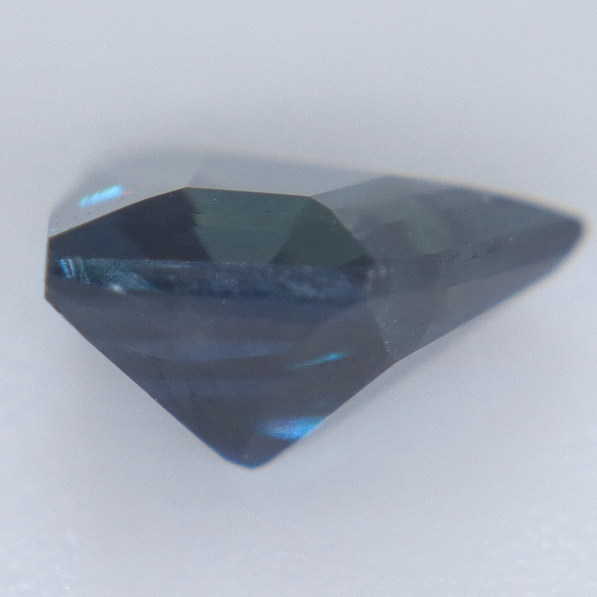 Natural Blue Green Sapphire 0.91 Carat Freeform – Unheated Ceylon Gemstone - Sapphirepal