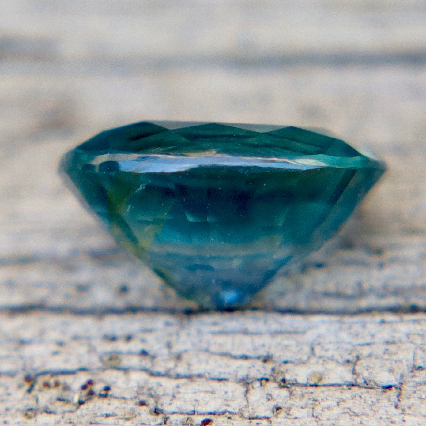 Natural Blue - Green Sapphire 0.99ct — Madagascar, Unheated, Oval Cut (SI) - Sapphirepal