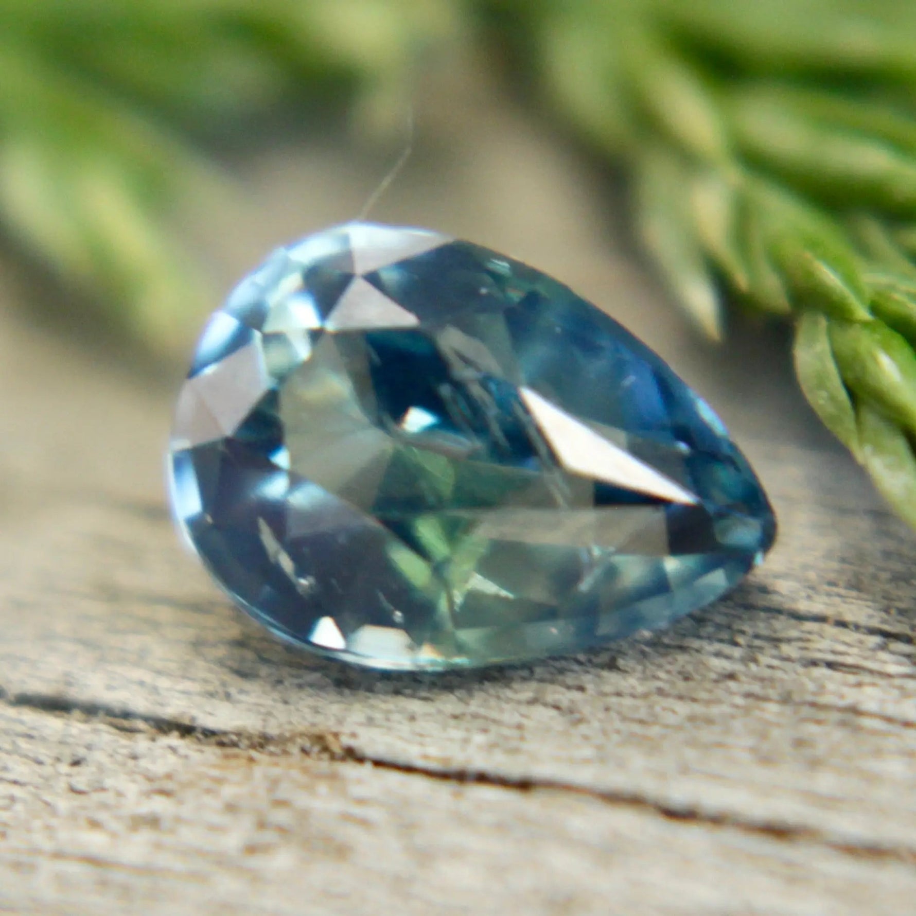 Natural Blue Green Sapphire – 1.00 Carat Freeform Cut | Unheated Madagascar Gemstone - Sapphirepal