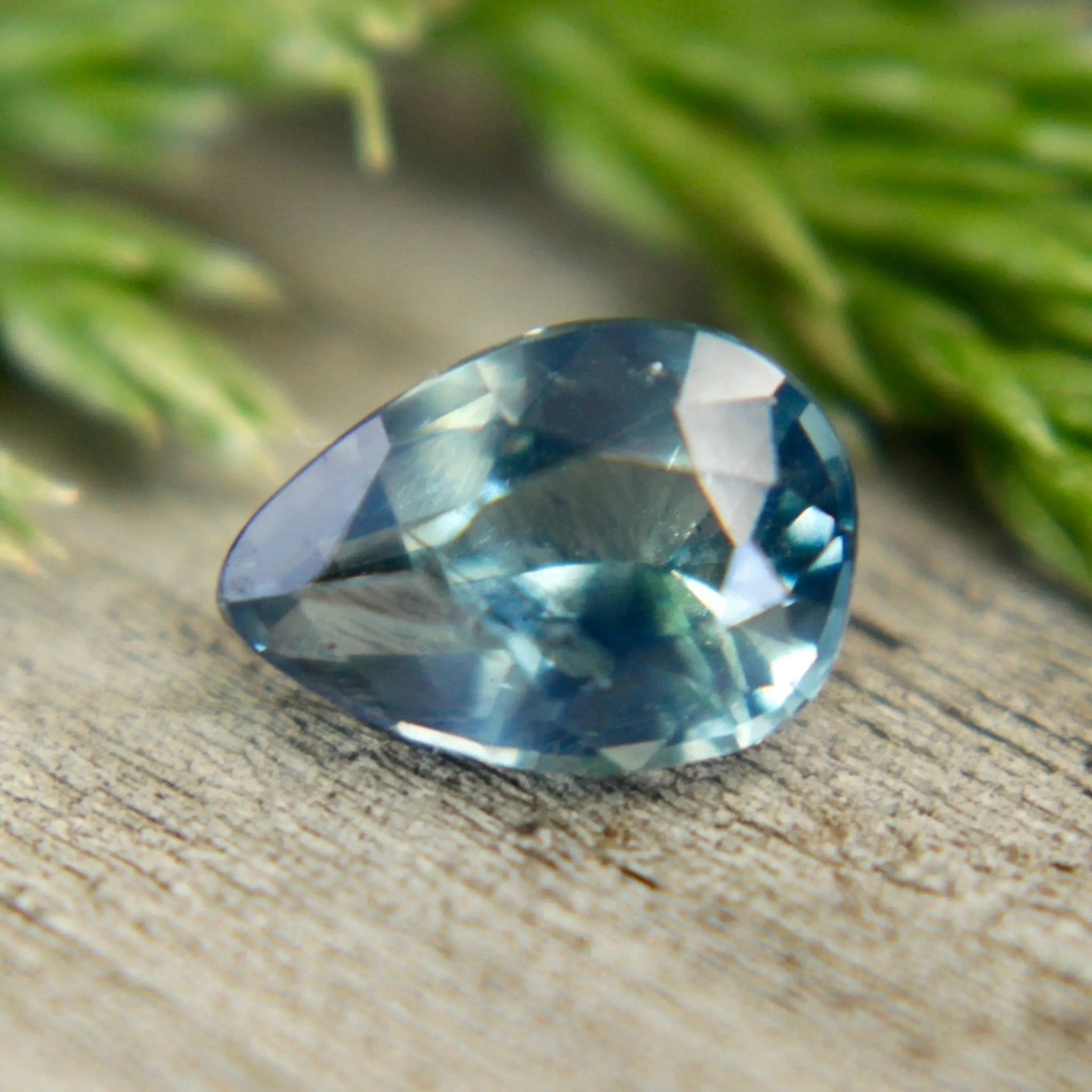 Natural Blue Green Sapphire – 1.00 Carat Freeform Cut | Unheated Madagascar Gemstone - Sapphirepal