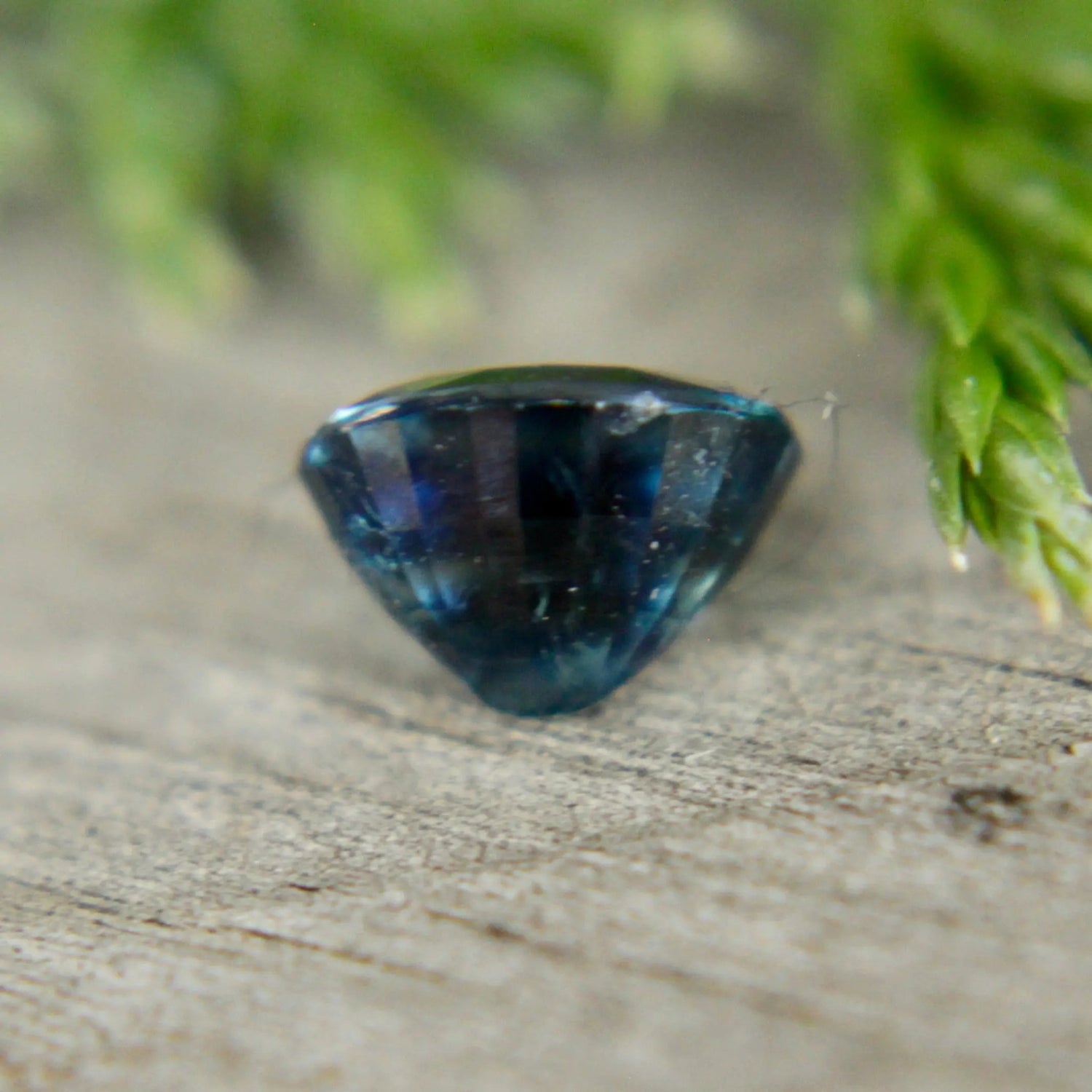 Natural Blue Green Sapphire – 1.06 Carat Oval Cut | Unheated Madagascar Gemstone - Sapphirepal