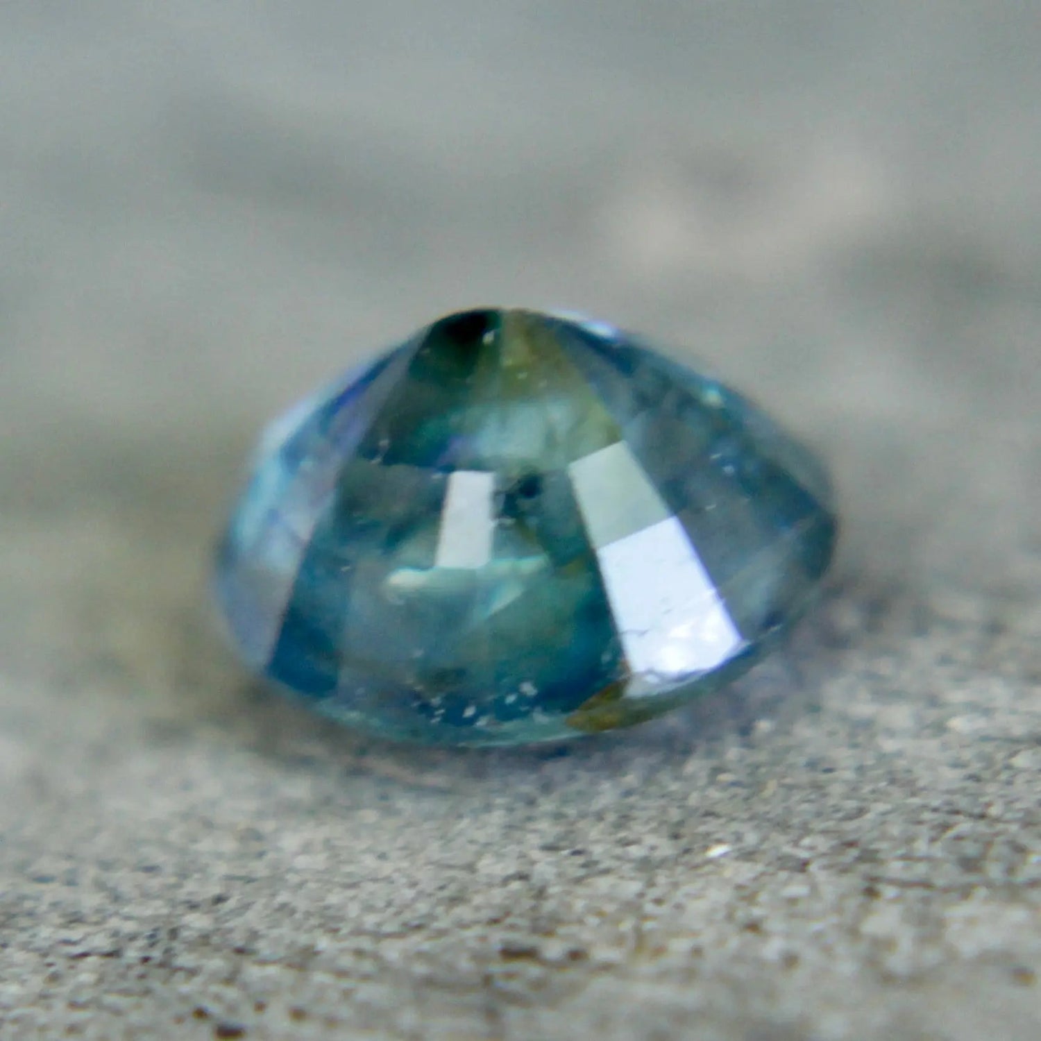 Natural Blue Green Sapphire – 1.15 Carat Oval Cut | Unheated Madagascar Gemstone - Sapphirepal
