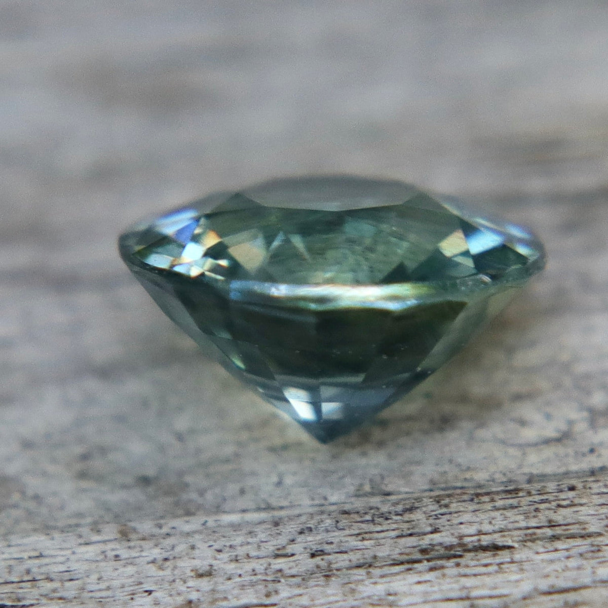 Natural Blue Green Sapphire – 1.22 Carat Round Cut | Unheated Gem - Sapphirepal