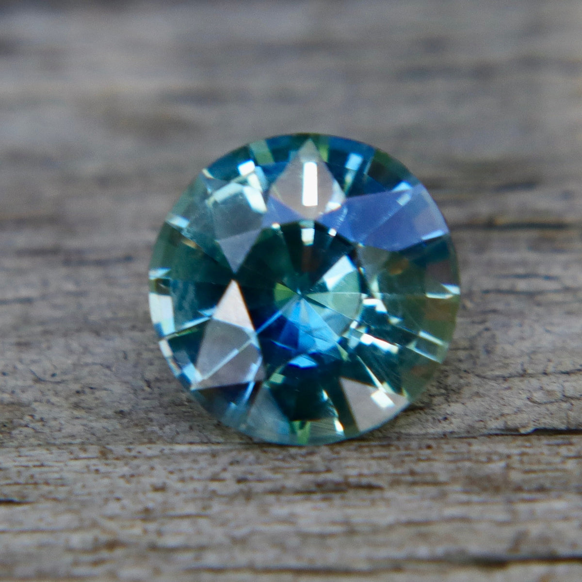 Natural Blue Green Sapphire – 1.22 Carat Round Cut | Unheated Gem - Sapphirepal