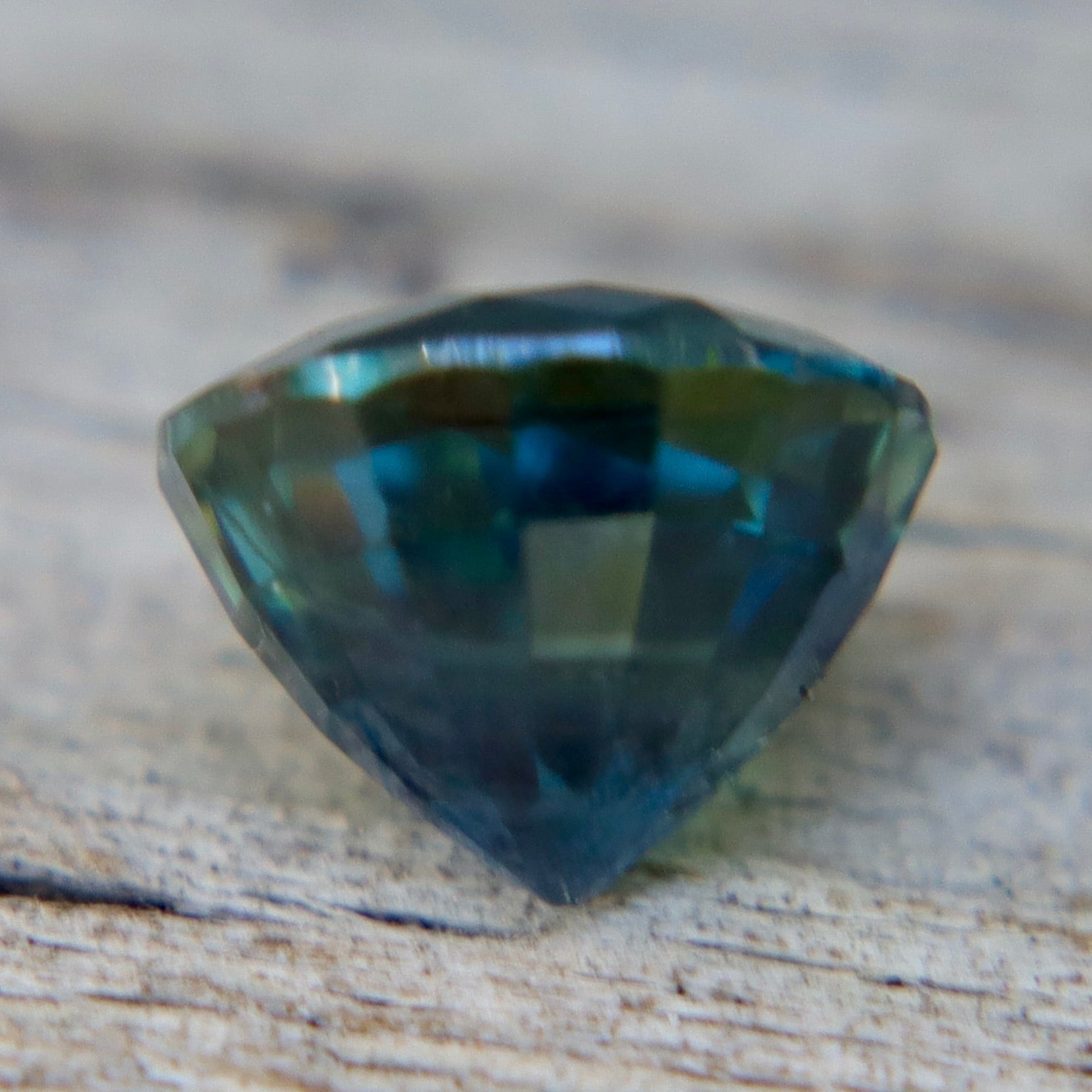 Natural Blue Green Sapphire – 1.34 Carat Round Cut | Unheated | Madagascar - Sapphirepal